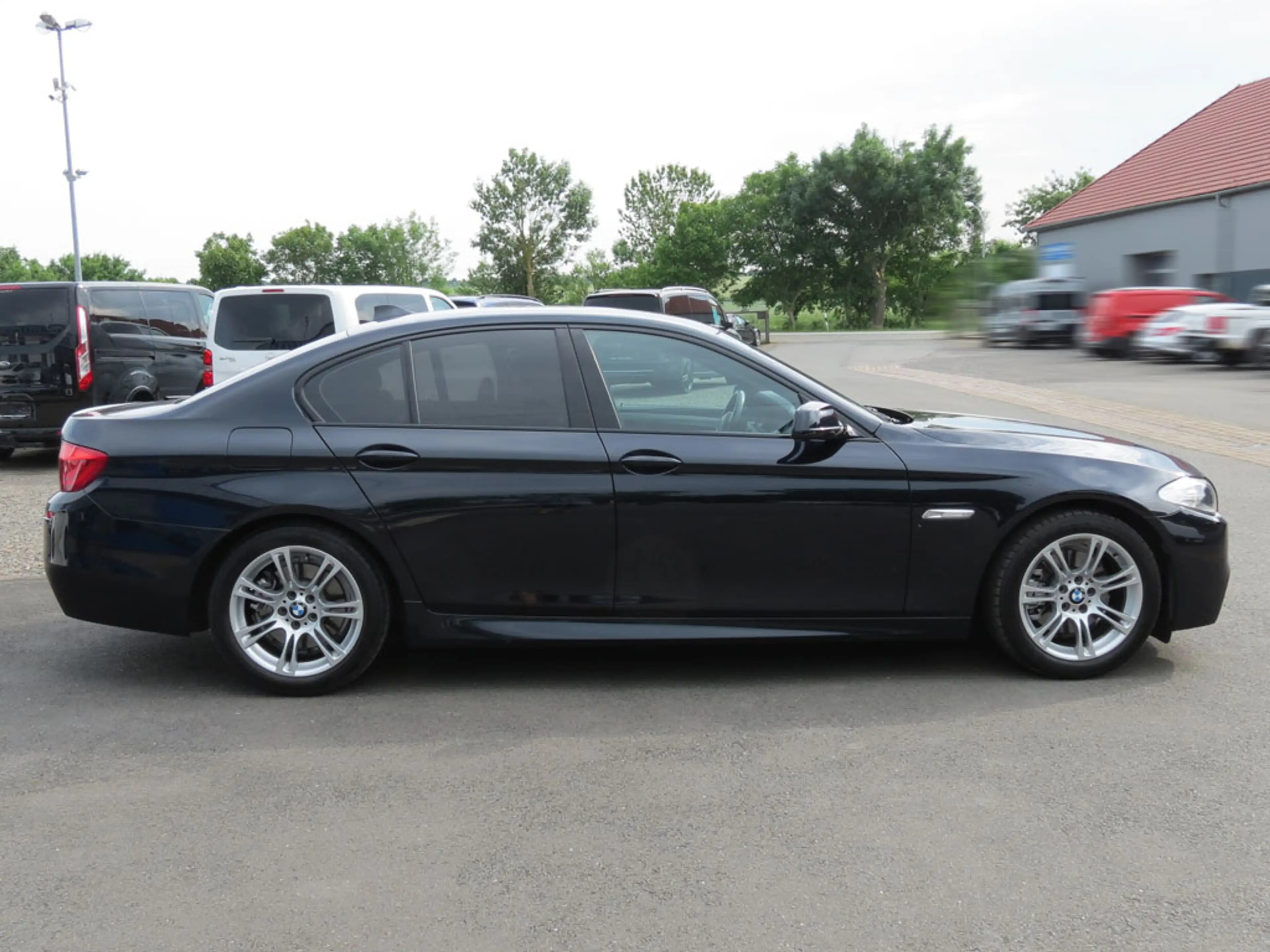 BMW 520 520 i Bi-Xenon M-Technic Navi — photo 3