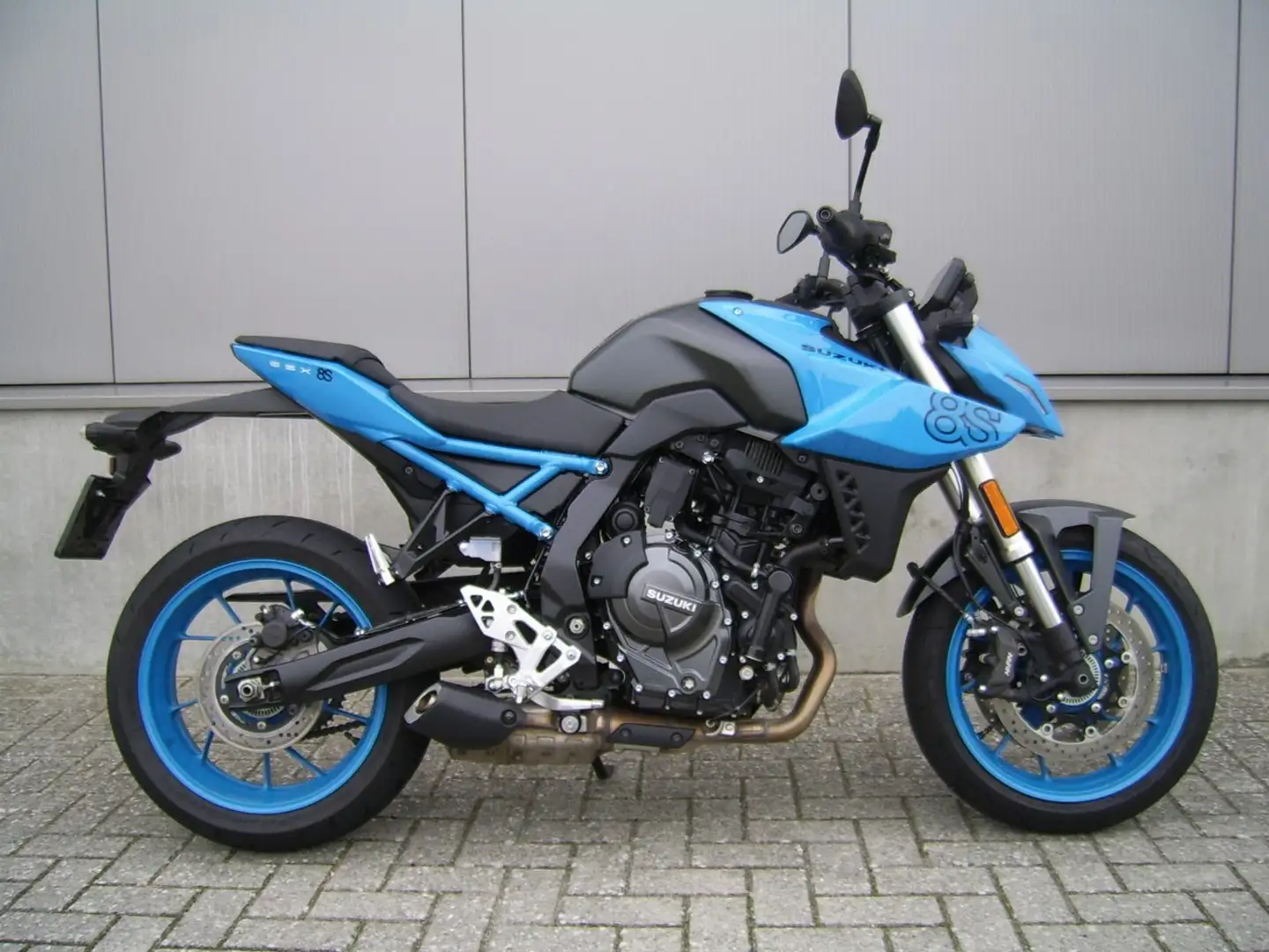 Suzuki GSX 8S Bleu - 1