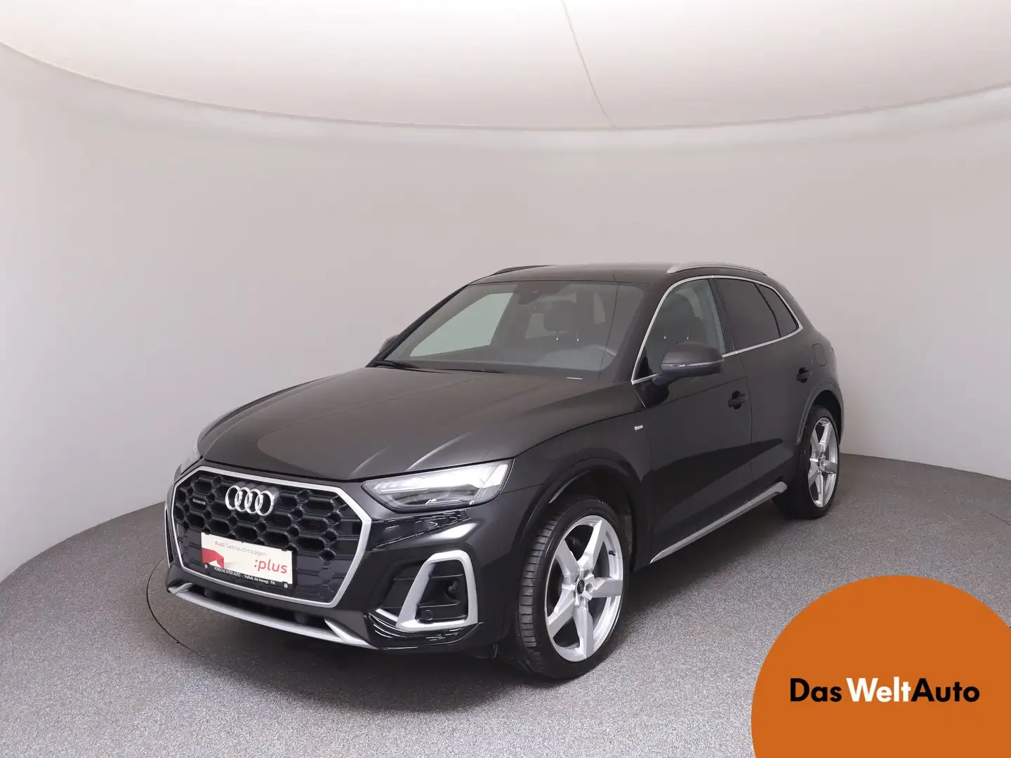 Audi Q5 55 TFSI e quattro S line Schwarz - 1
