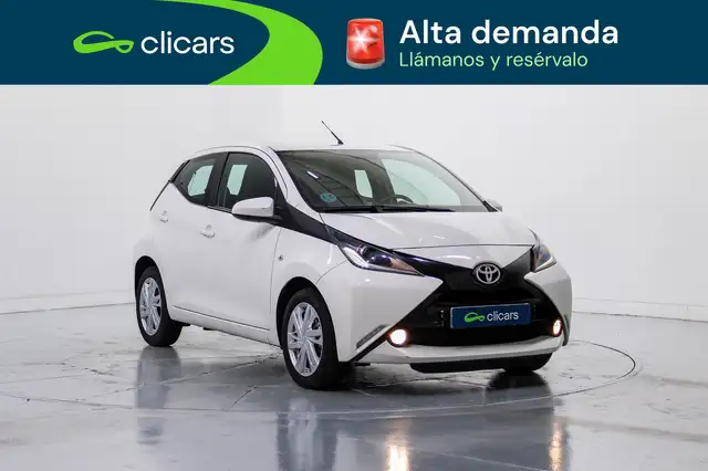Toyota Aygo view 3