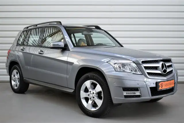 Mercedes-Benz GLK 300 GLK300 4Matic+Pano+Bi-Xenon+Tempomat+38.800KM