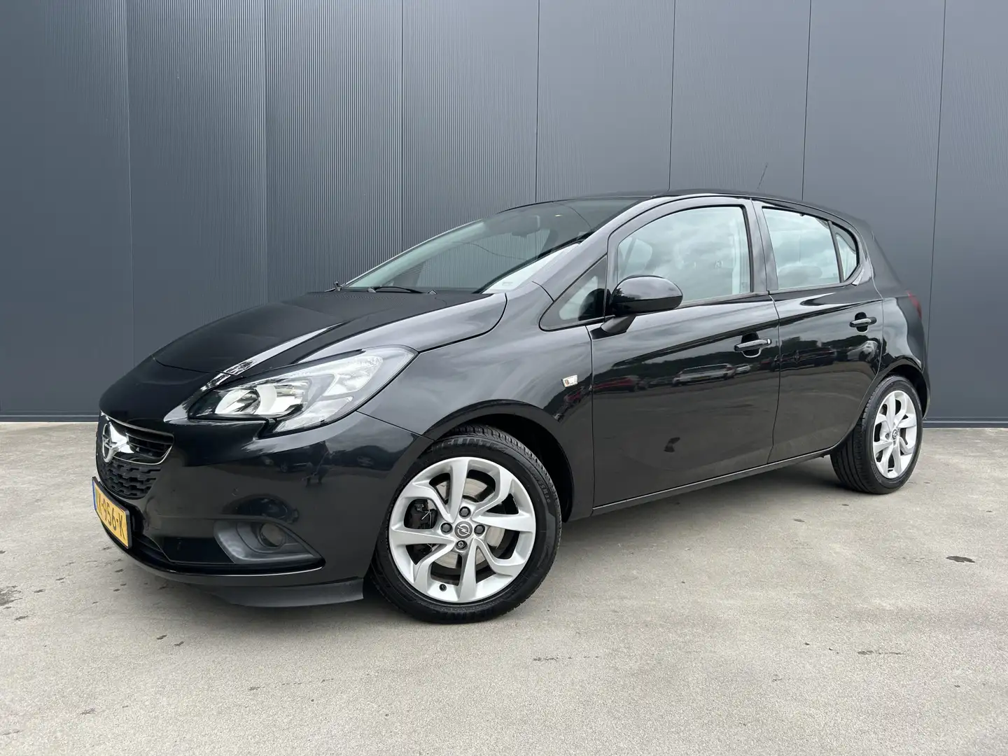 Opel Corsa 1.0 Turbo Edition ELEC PAKKET CRUISE AIRCO 16 INCH Zwart - 1
