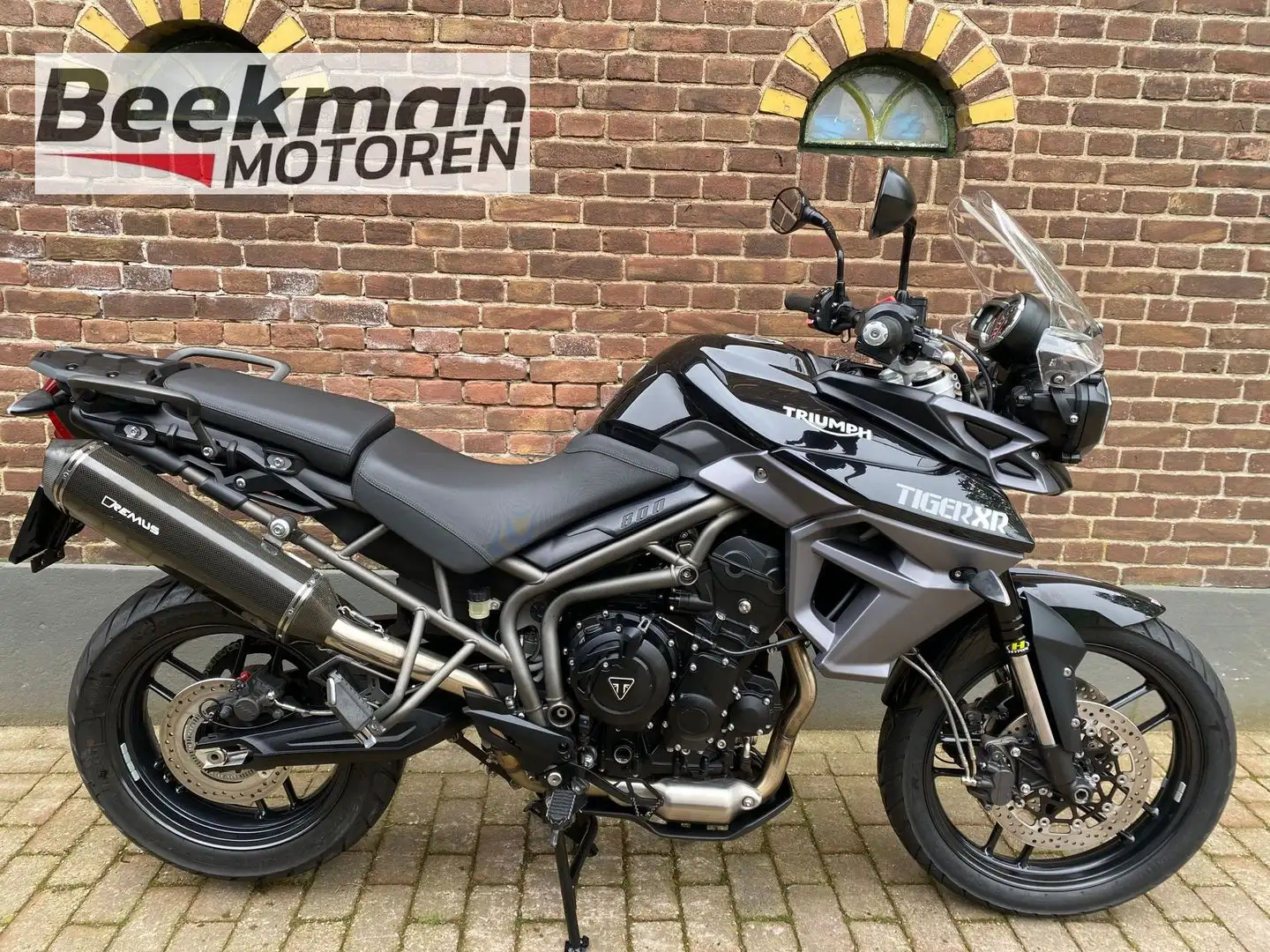 Triumph Tiger 800 XR Nero - 1
