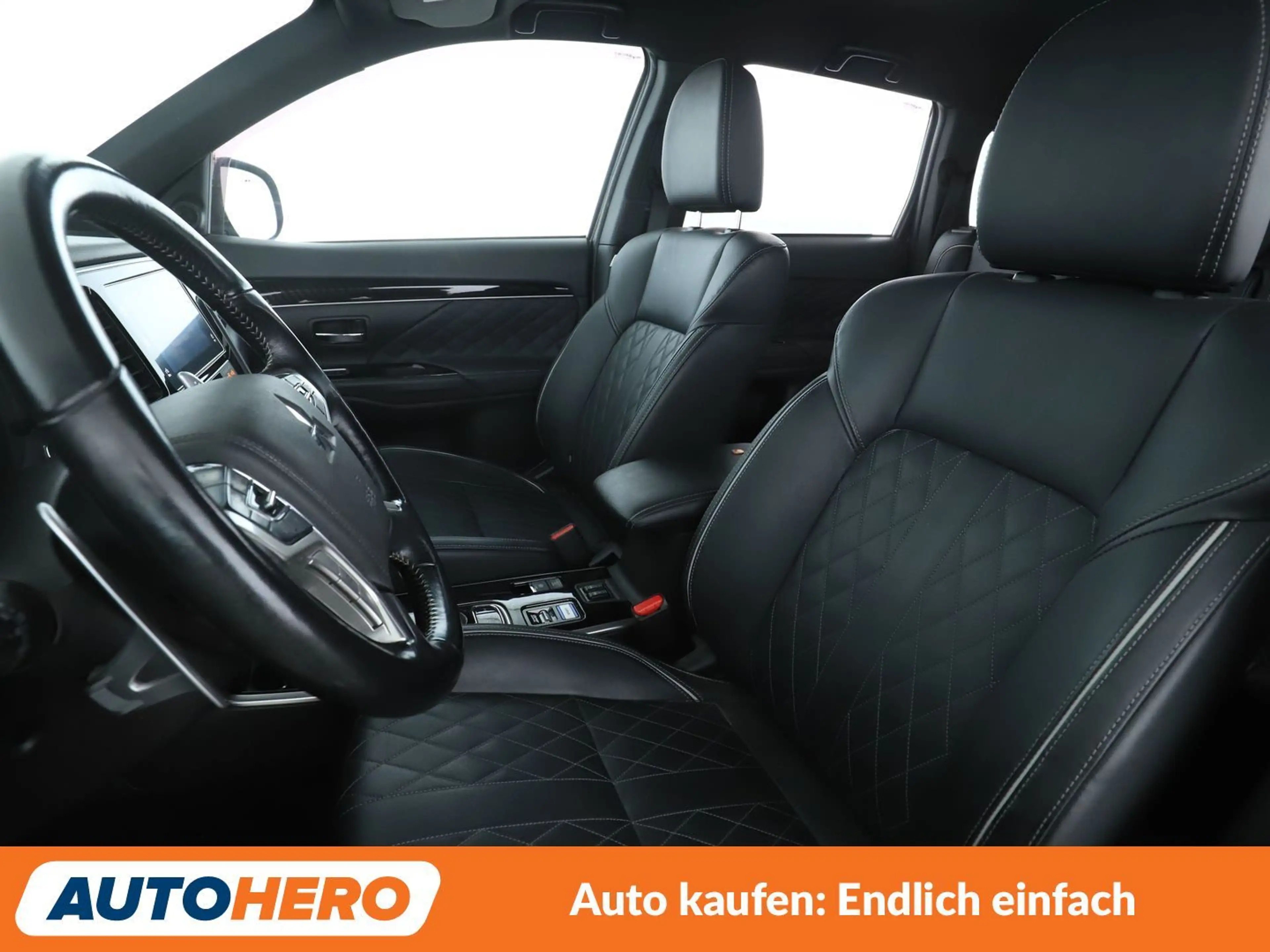 Mitsubishi Outlander 2.4 PHEV Intro Edition 4WD Aut.*LED*TEMPO*CAM*PDC* — photo 10