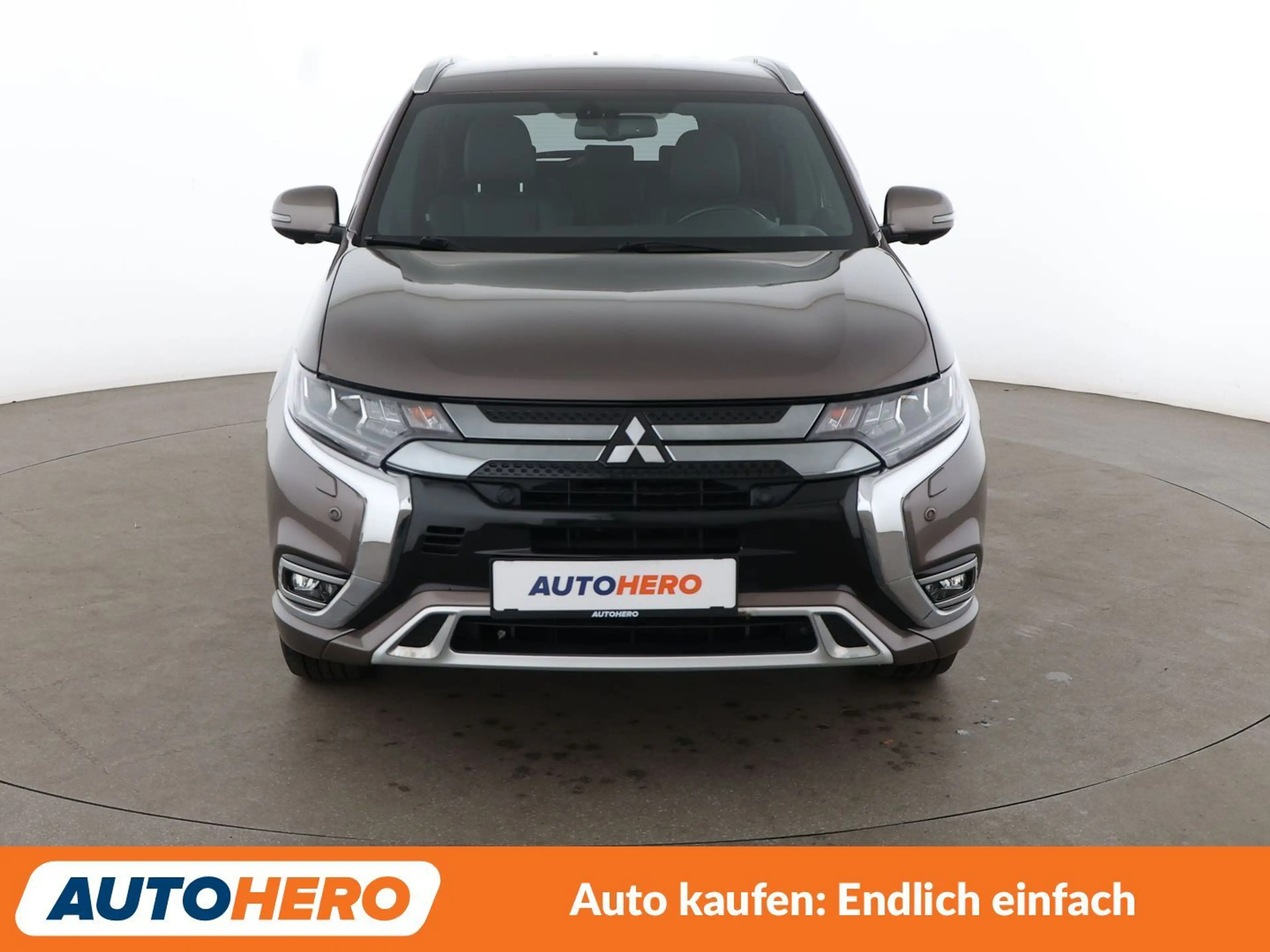 Mitsubishi Outlander 2.4 PHEV Intro Edition 4WD Aut.*LED*TEMPO*CAM*PDC* — photo 9