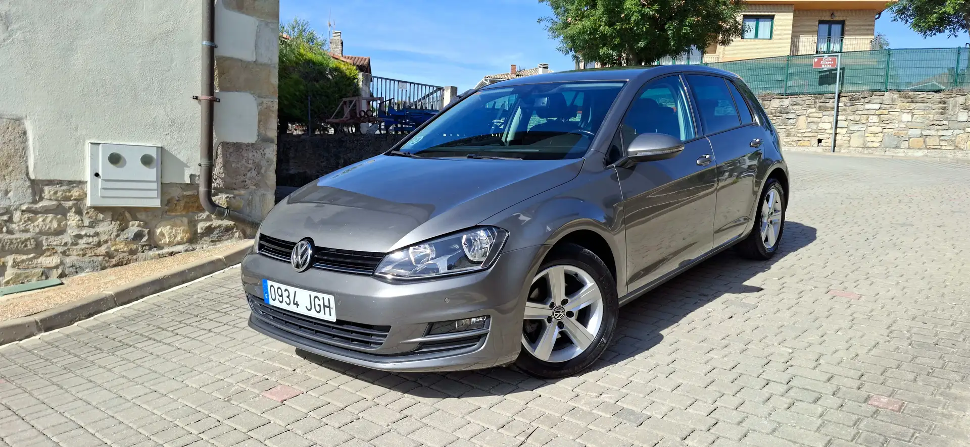 Volkswagen Golf 1.6TDI CR BMT Advance 110 - 1