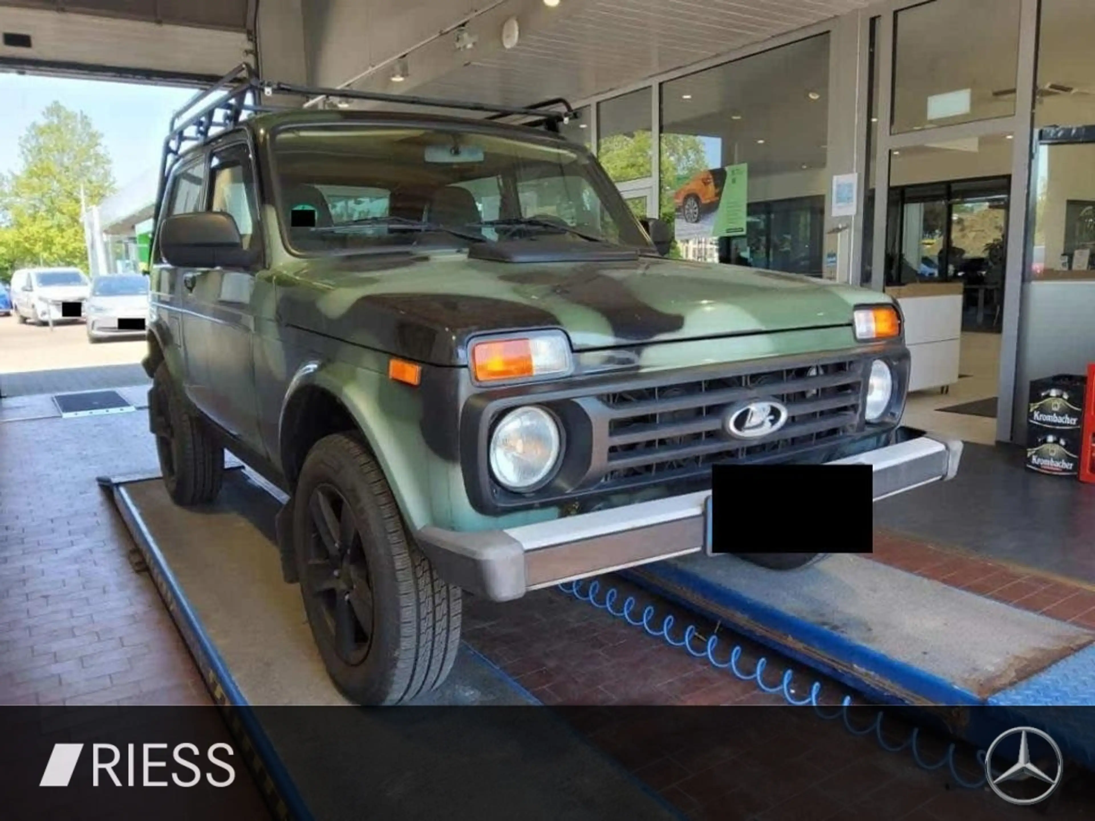 Lada Taiga Basis 4x4 camouflage Dachträger — photo 5