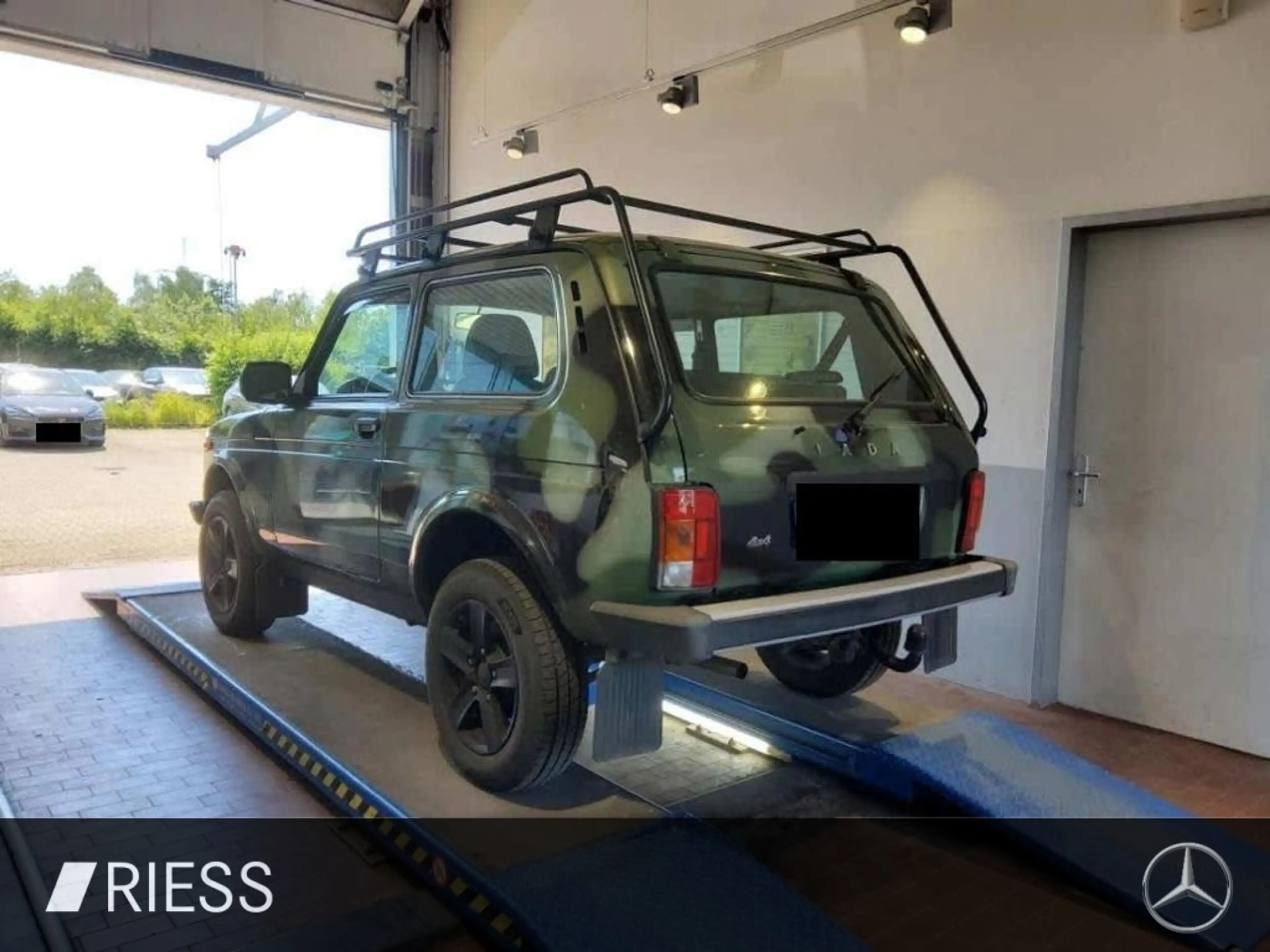Lada Taiga Basis 4x4 camouflage Dachträger — photo 4