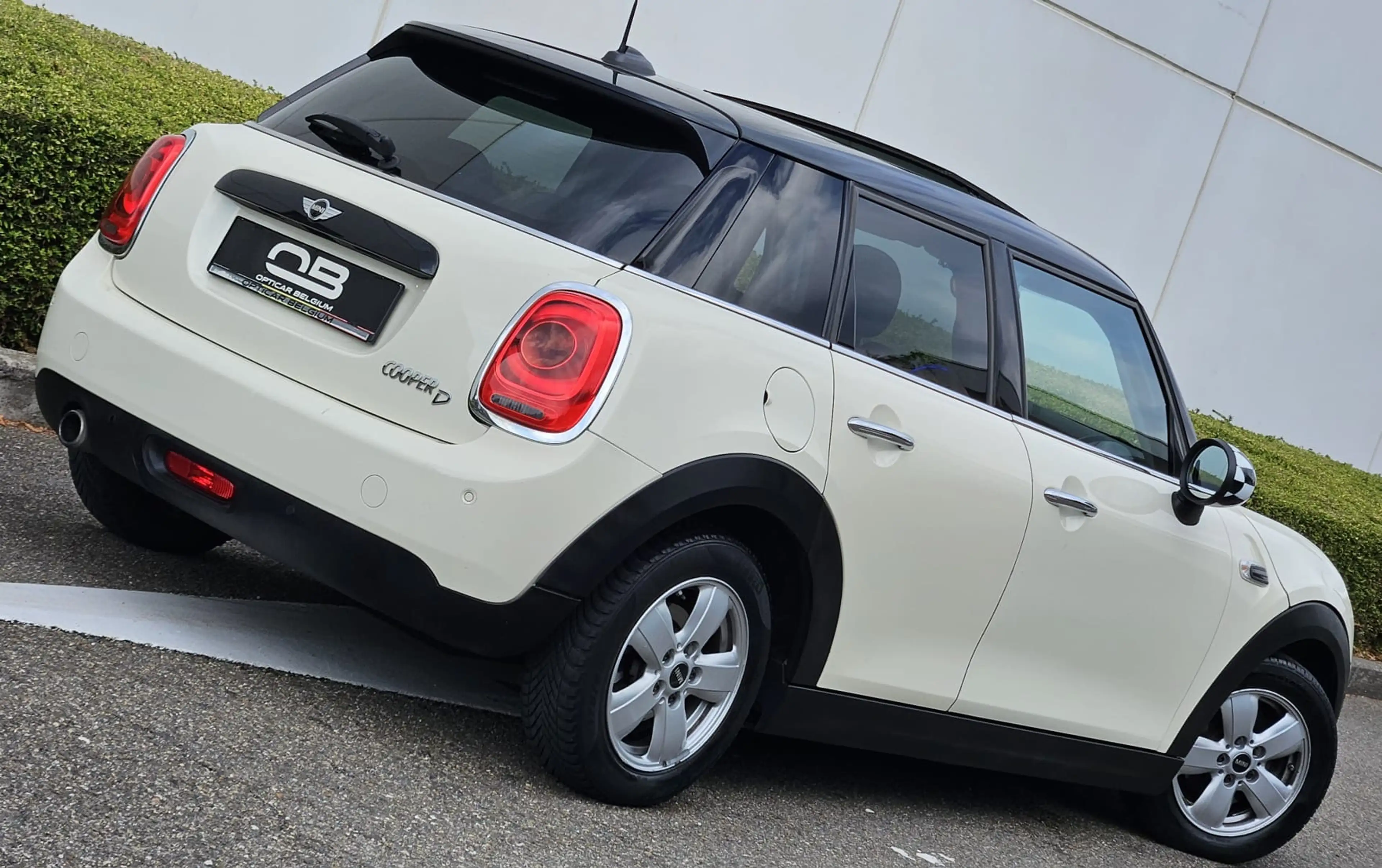 MINI Cooper D *** Pano - Harman Kardon - Leather - Euro 6b - Carpass *** — photo 2