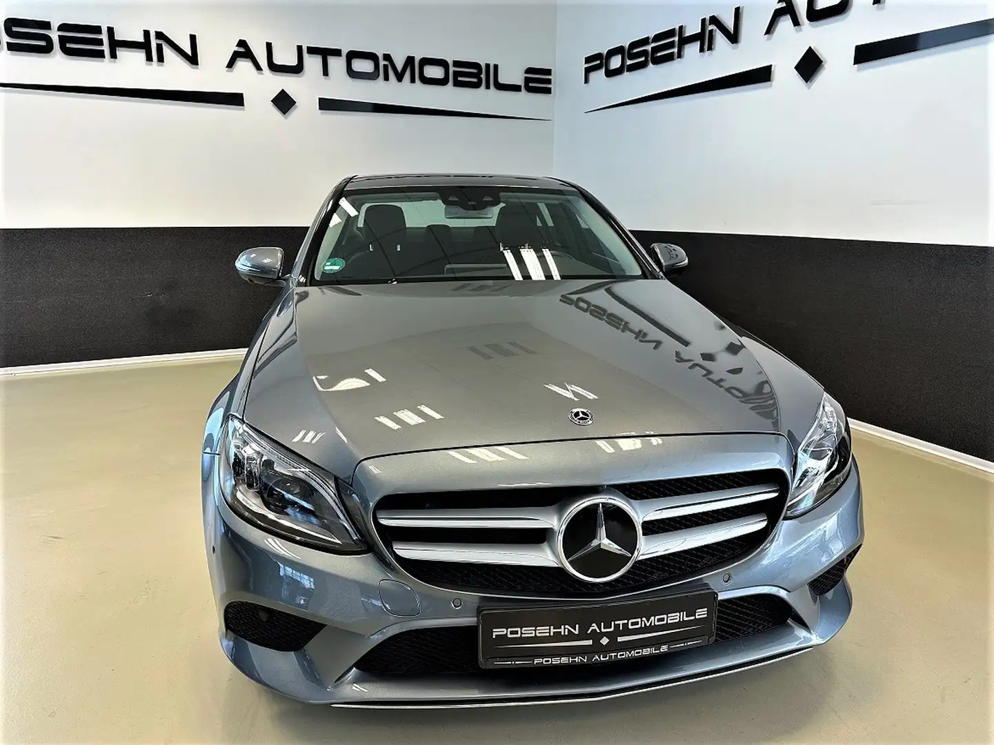 Mercedes-Benz C 400 T Avantgarde 4Matic AHK 360° ACC Airmatic Grau - 2