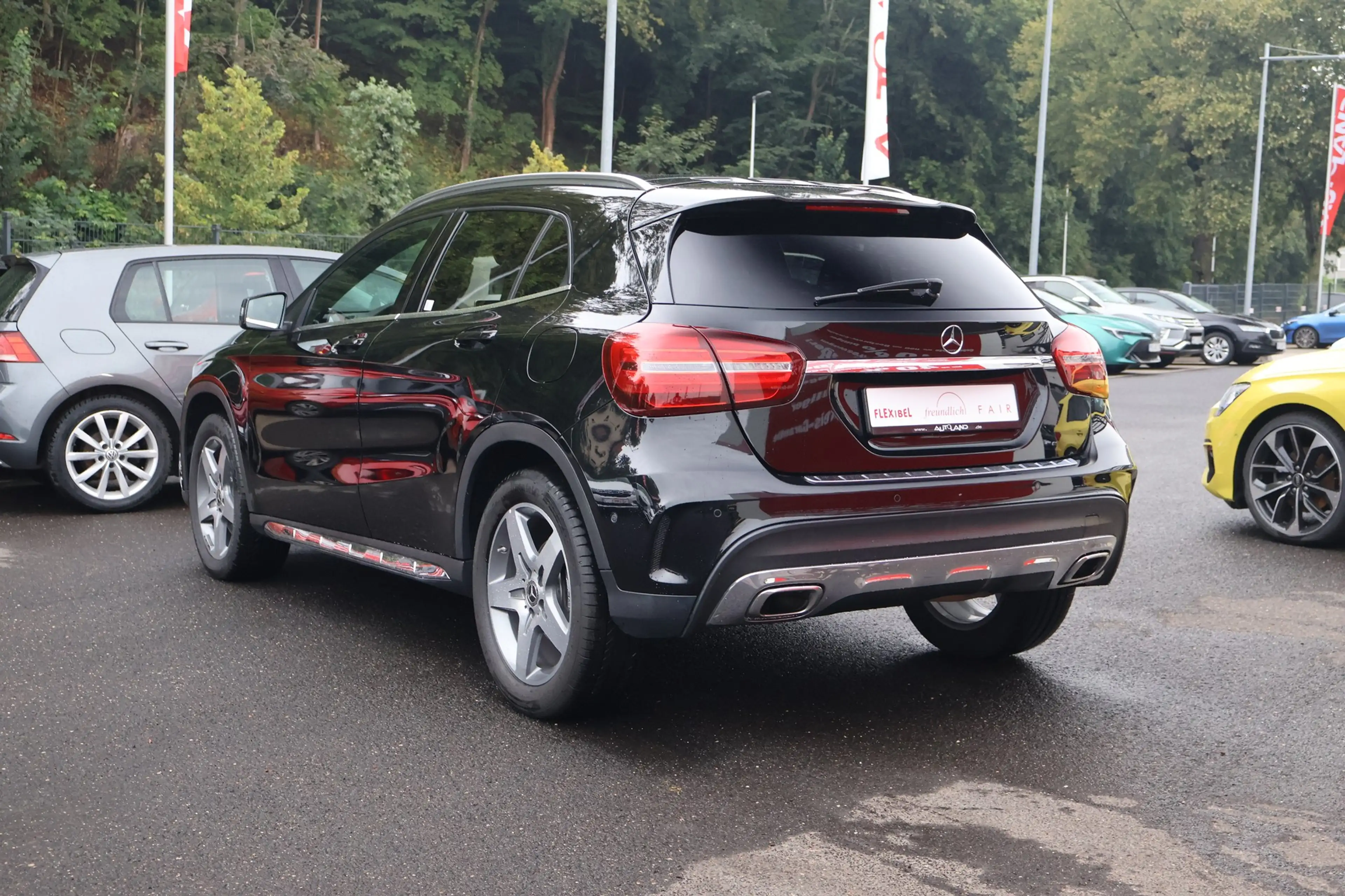 Mercedes-Benz GLA 220 GLA 220d AMG Line LED Navi Pano AHK 360 SHZ — photo 3