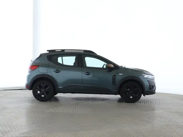Dacia Sandero Stepway view 8