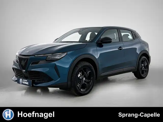 Alfa Romeo Junior 1.2 Turbo Hybrid Ibrida