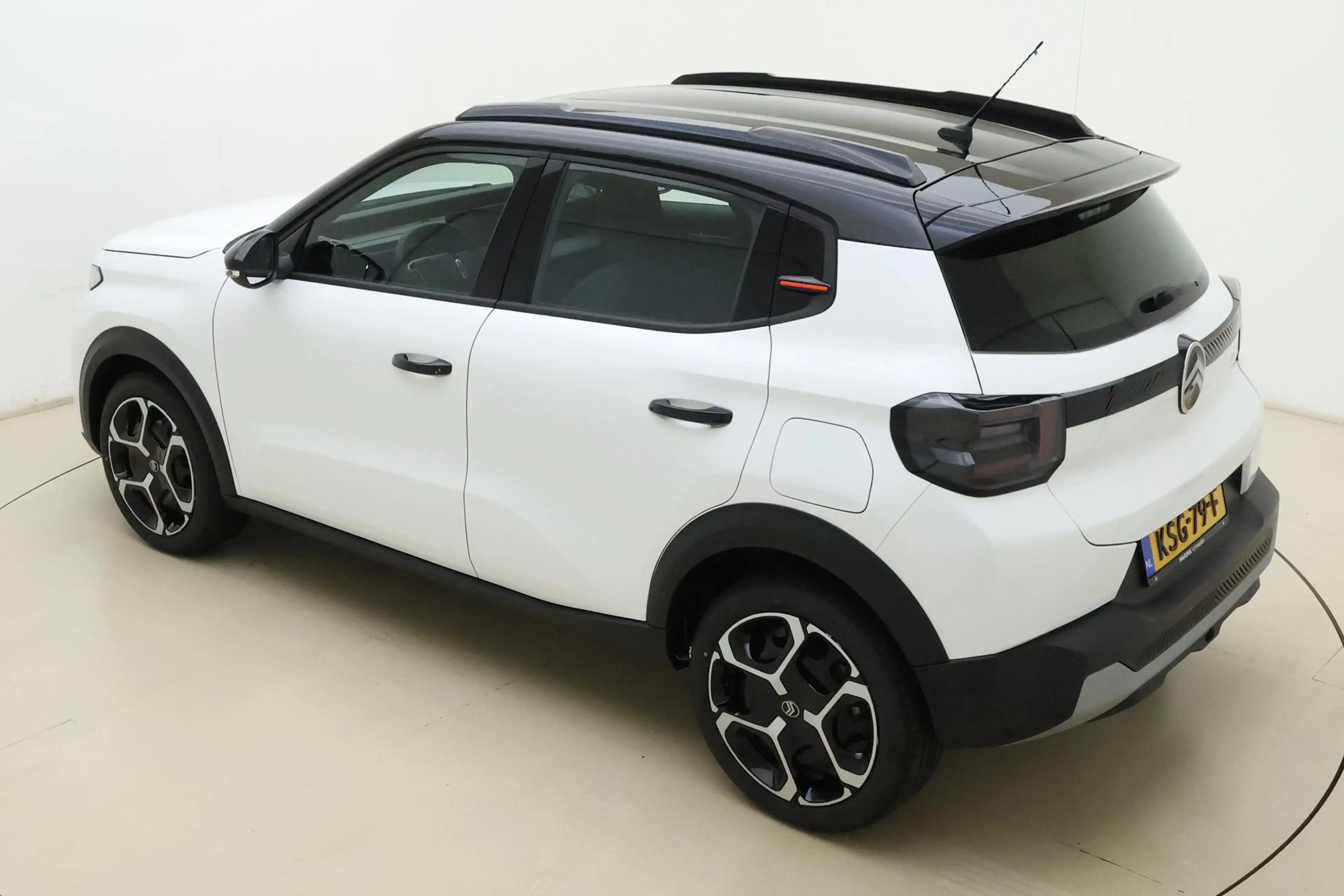 Citroen E-C3 Plus 113pk Comfort Range 44 kWh | DEMO | 8 Jaar ga — photo 3