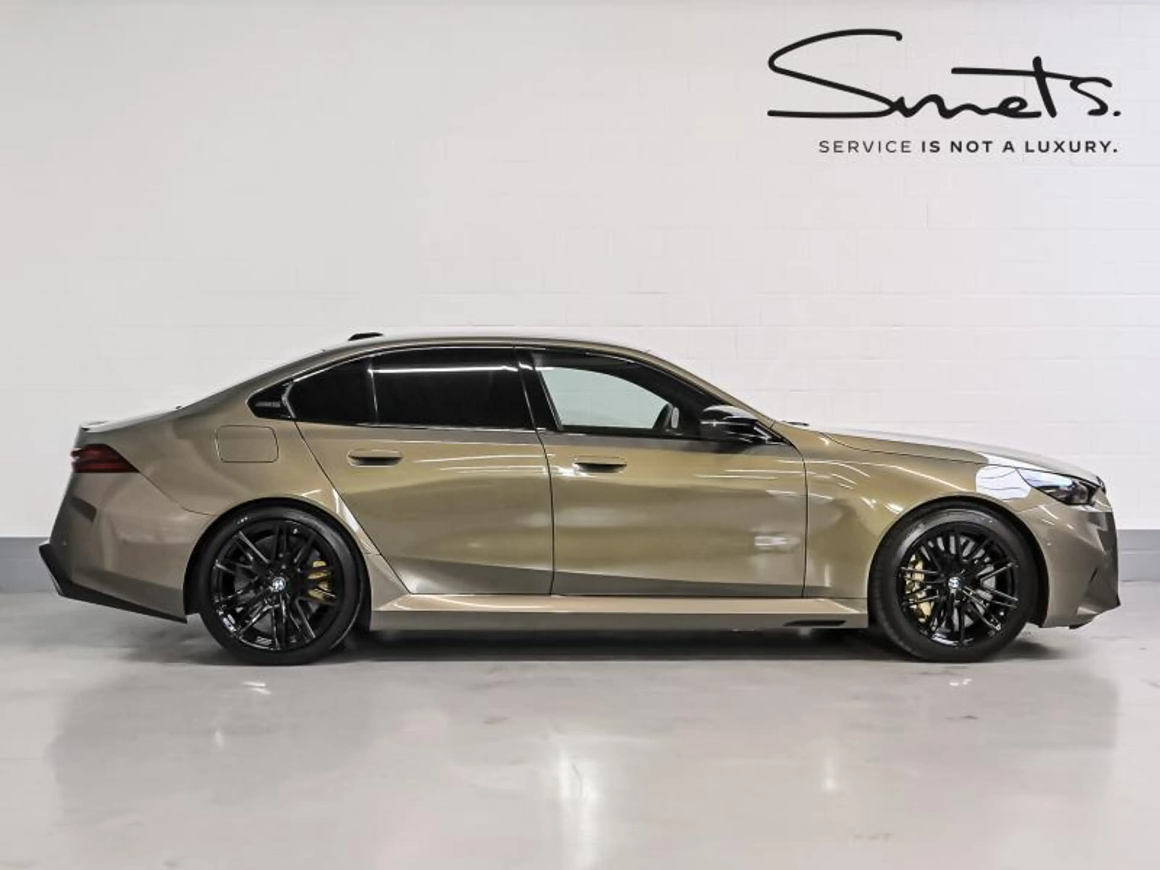 BMW M5 Berline-Pano-Trekhaak-Bowers-Drive Pro — photo 3