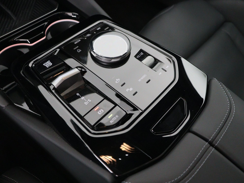 BMW 550 5 Serie 550e xDrive Touring M Sport Pro — photo 9