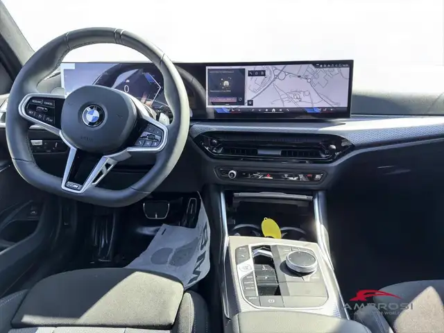BMW 3 Series view 14