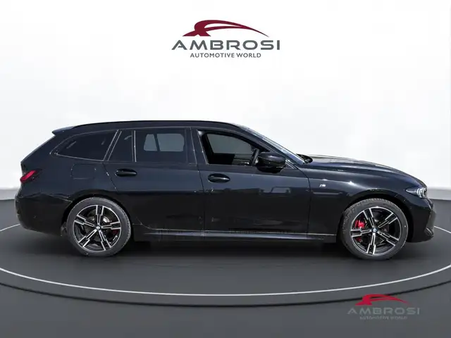 BMW 3 Series view 5