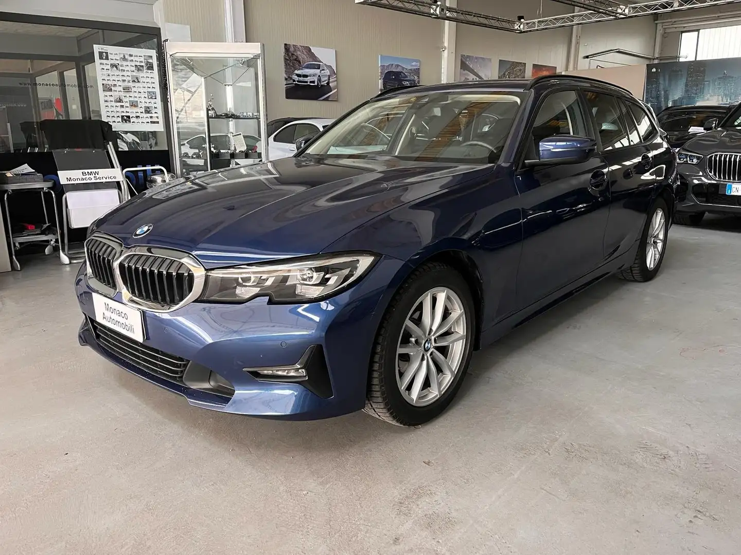 BMW 320 320d Touring mhev48V xdrive BusinessAdvantage auto Azul - 1