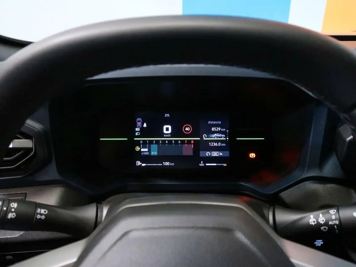 Dacia Duster JOURNEY TCE 48V 130CV 4X2 Grün - 2