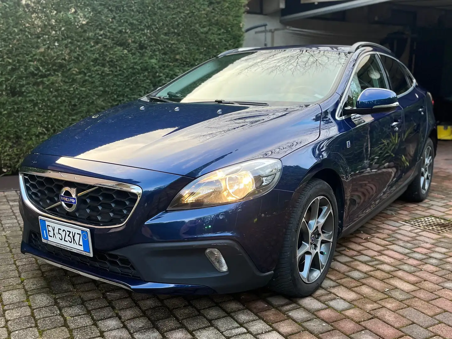 Volvo V40 Cross Country V40 II 2012 Cross Country 1.6 d2 Ocean Race Blu/Azzurro - 1