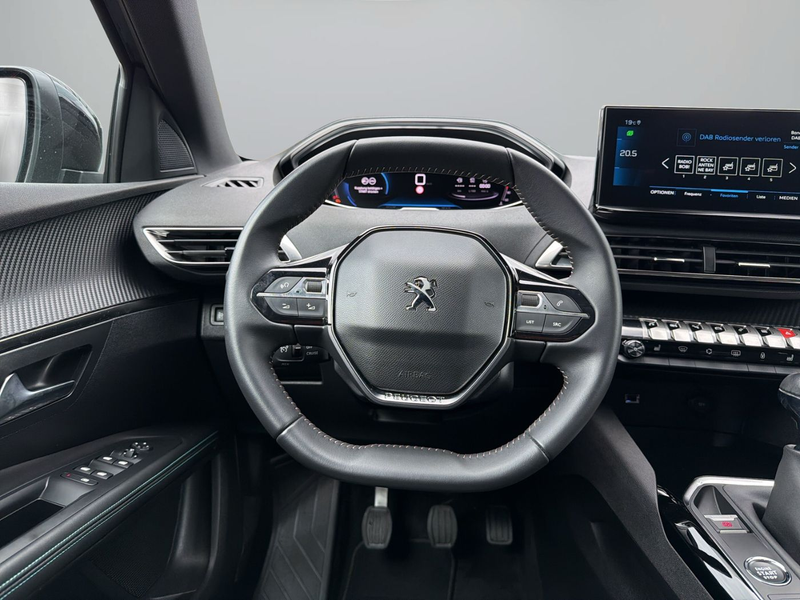 Peugeot 5008 1.2 PureTech 130 ALLURE PACK LED+Navi+SHZ — photo 15
