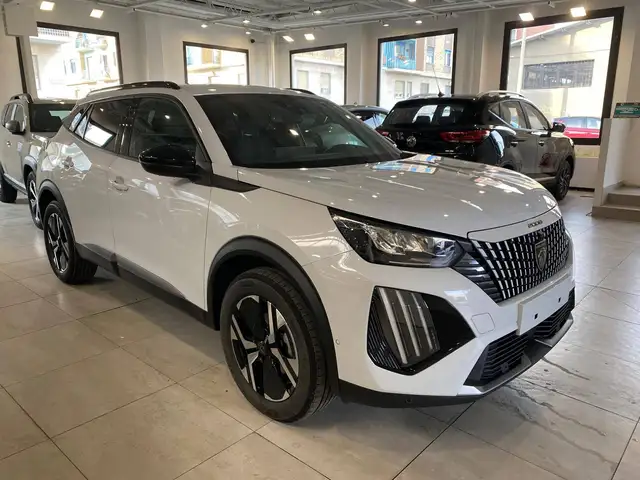 2025 Peugeot 2008 in White for sale