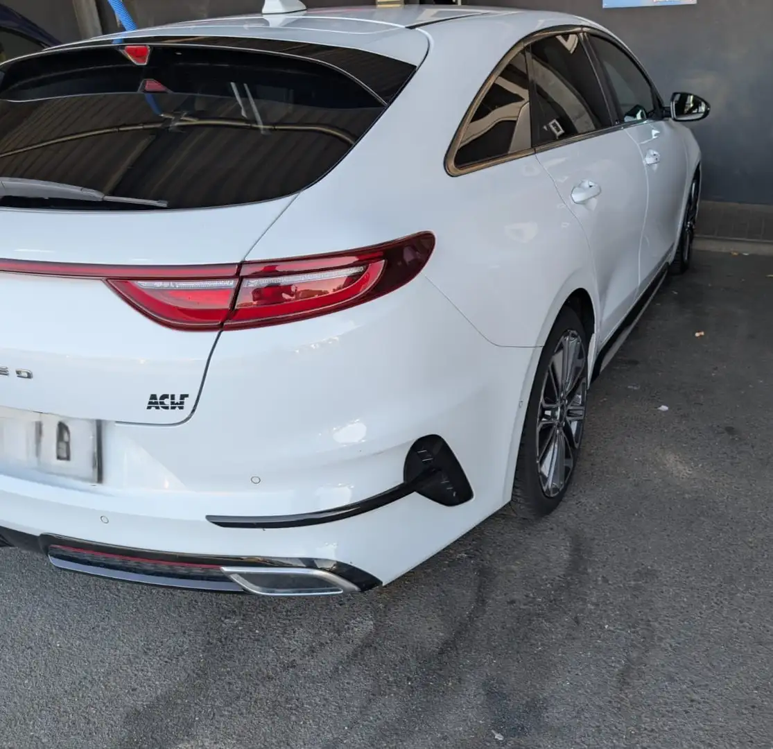 Kia ProCeed / pro_cee'd 1.6 CRDi DCT7 SCR GT LINE - 1