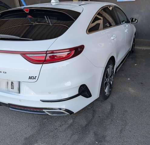 Imagine Kia ProCeed / pro_cee'd 1.6 CRDi DCT7 SCR GT LINE