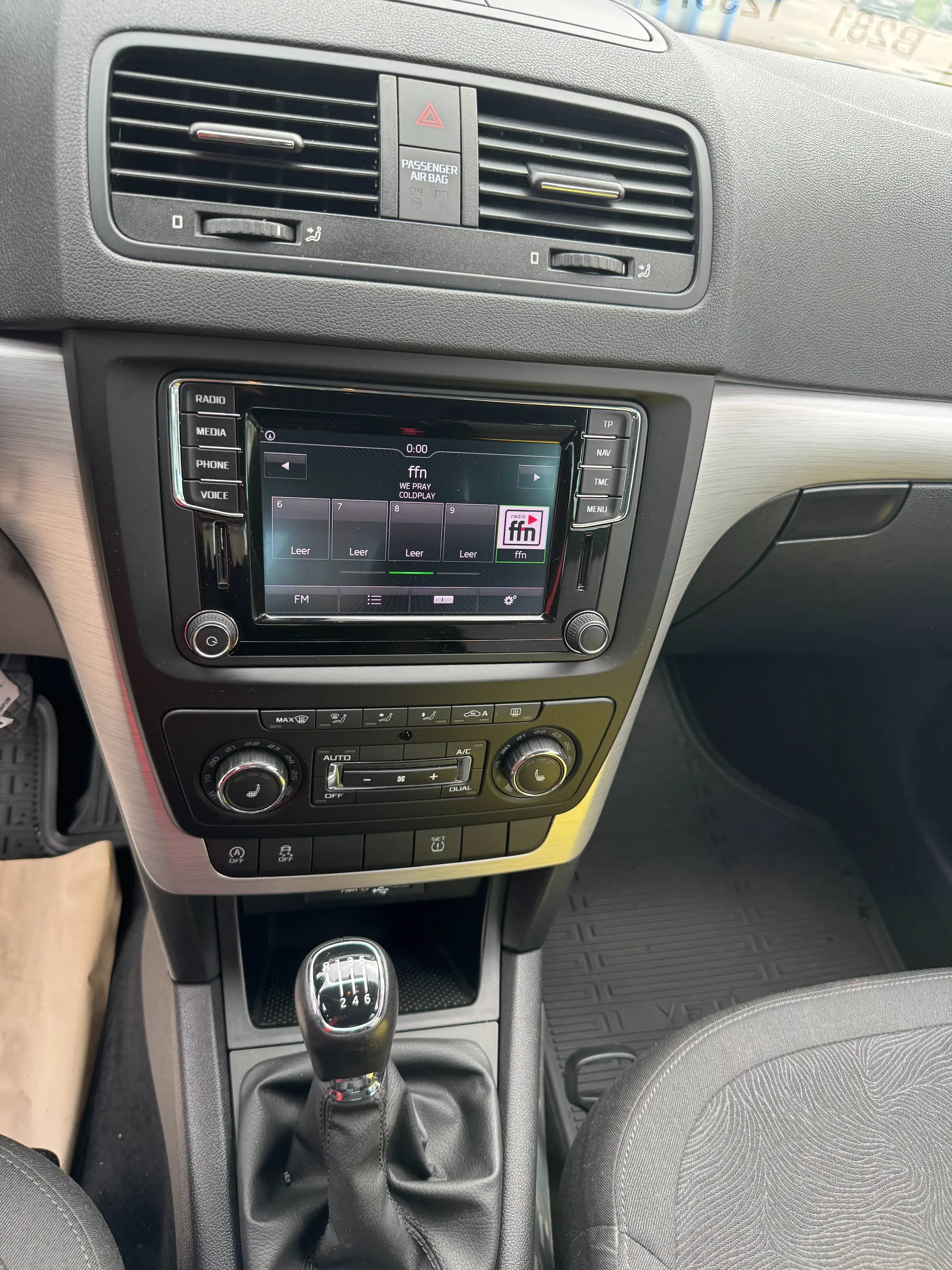 Skoda Yeti 1.4 Ambition- KLIMA+NAV+SHZ +TEMPOMAT — photo 11