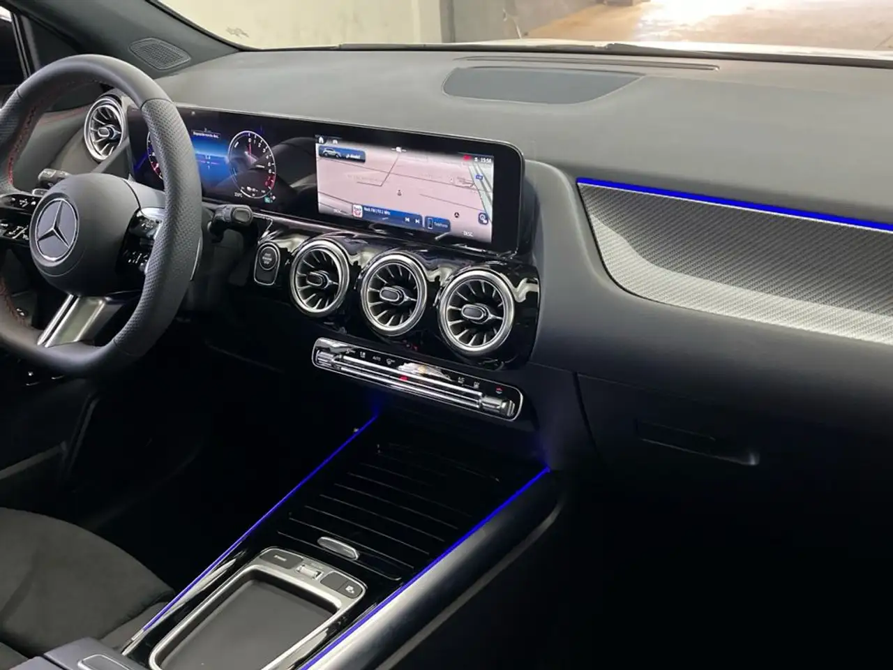 Mercedes-Benz GLA 2026 — фото 10