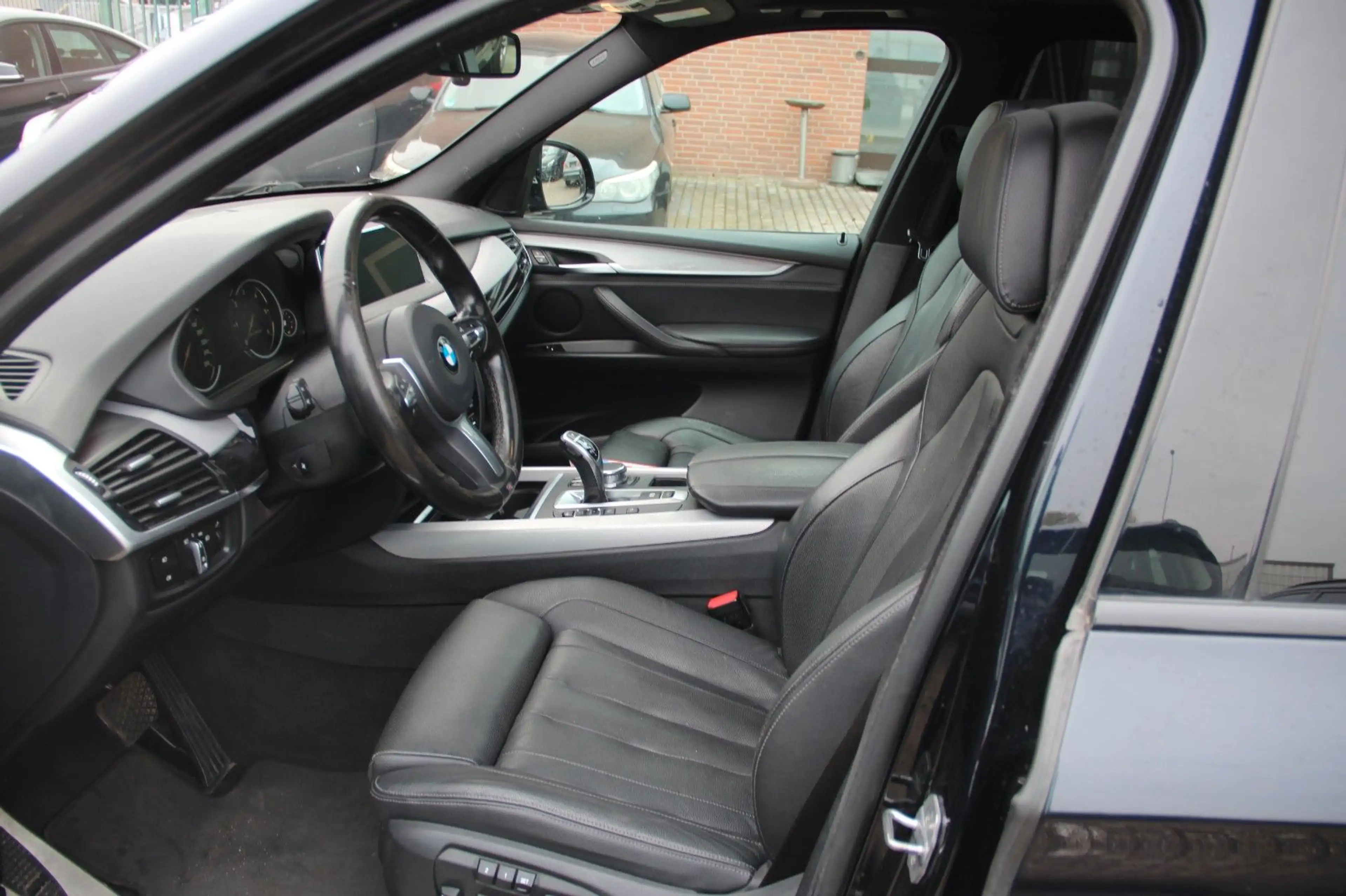 BMW X5 M50 d Pano, Stndhz, LED, RFK, Soft, Sitzblftg — photo 9