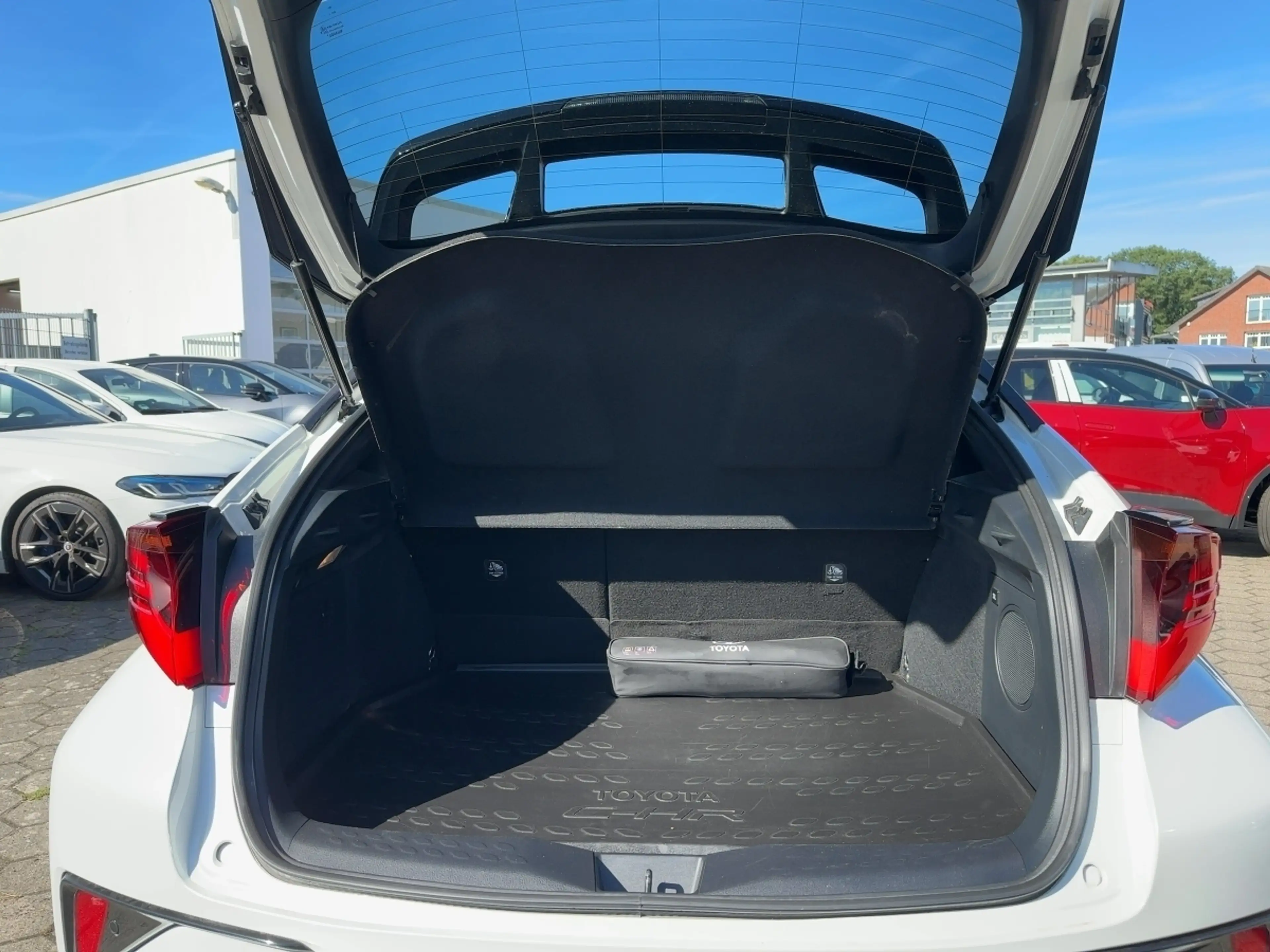 Toyota C-HR 2.0 Hybrid GR Sport*JBL*SHZ*GJR*KAMERA*LRHZ* — photo 13