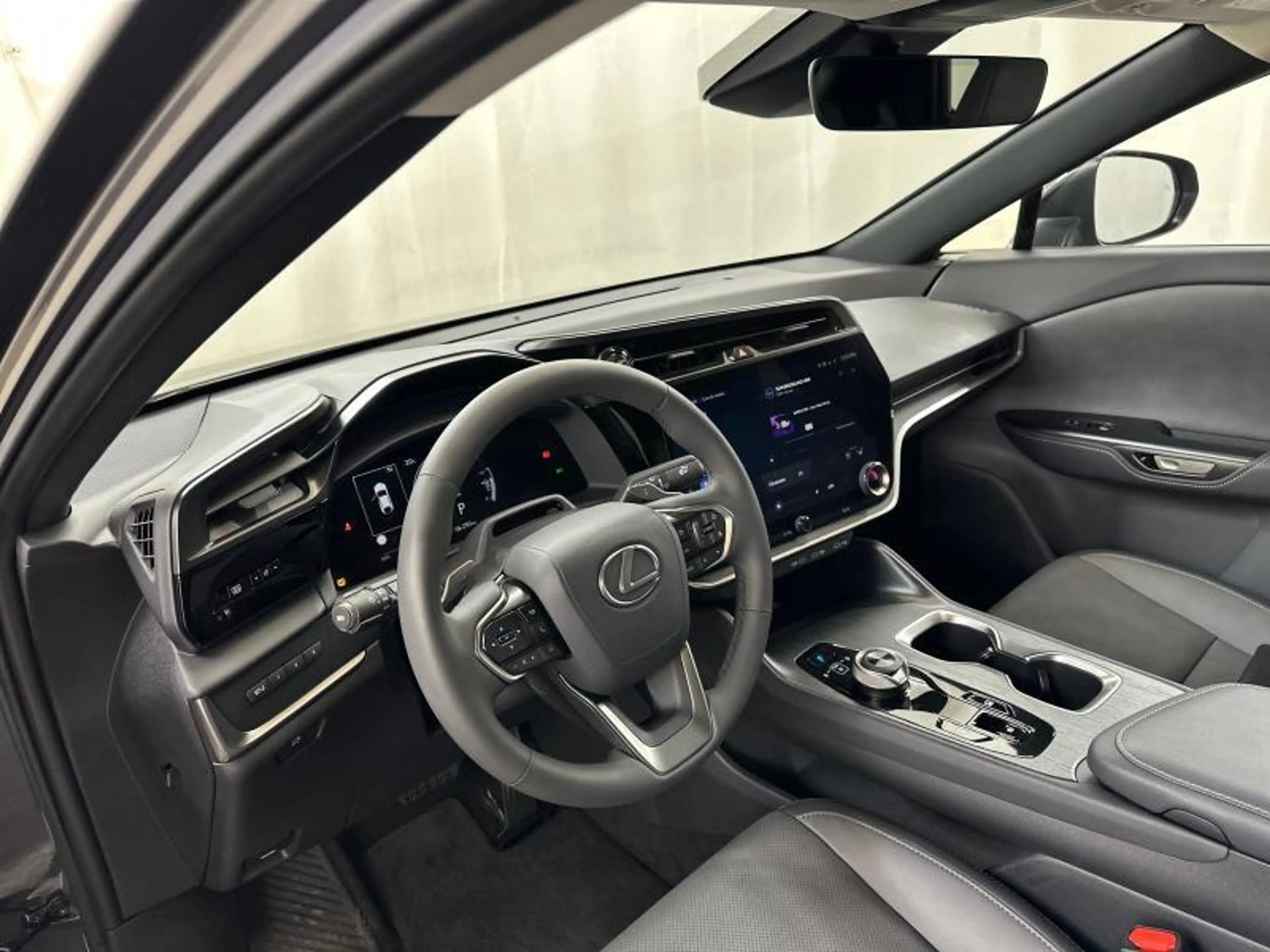 Lexus RZ AWD - EXECUTIVE LINE — photo 12