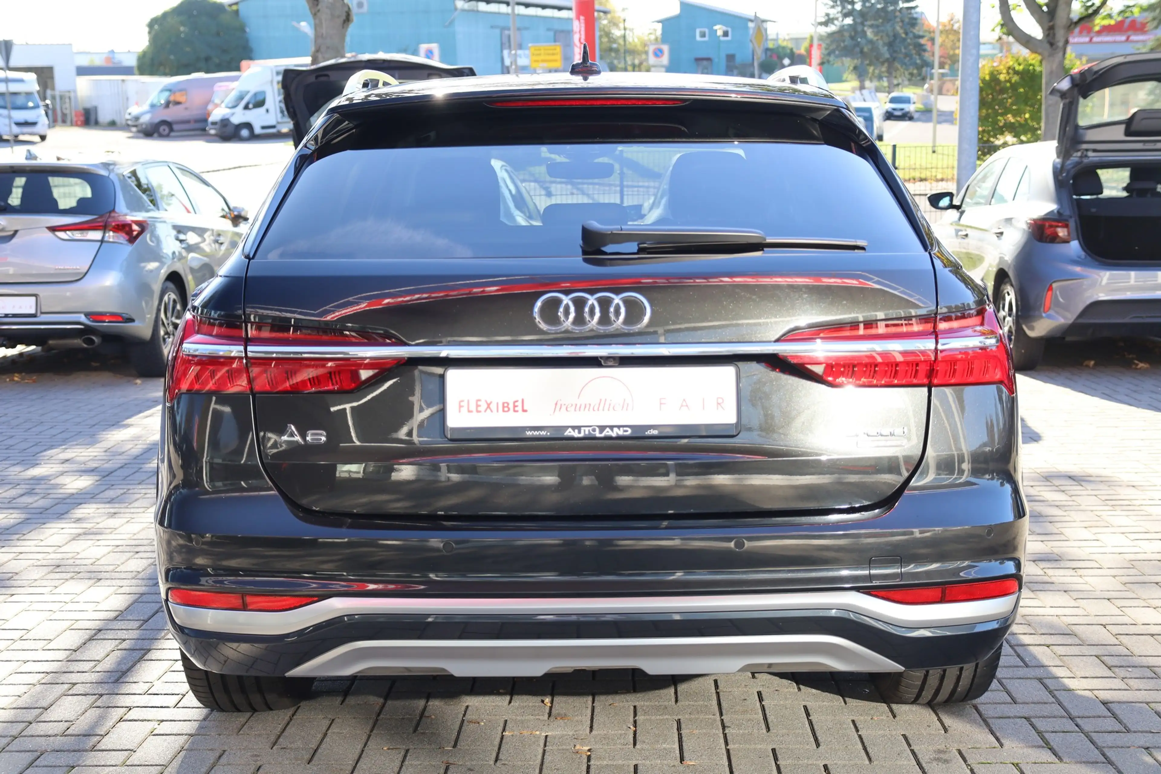 Audi A6 allroad 50 TDI quattro S-Tronic LED 360° AHK — photo 5