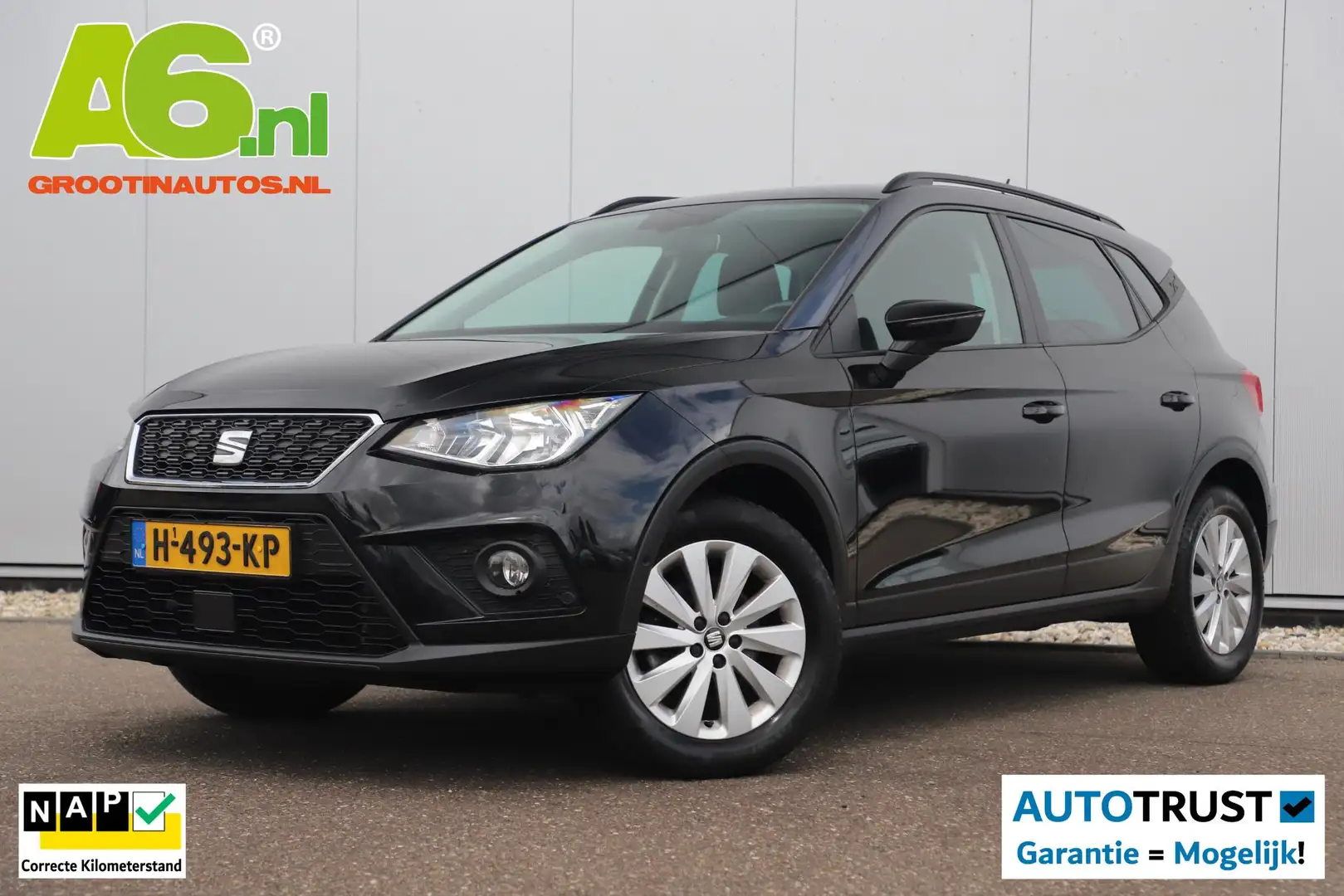 SEAT Arona 1.6 TDI Style Business Intense Trekhaak Virtual Co Zwart - 1