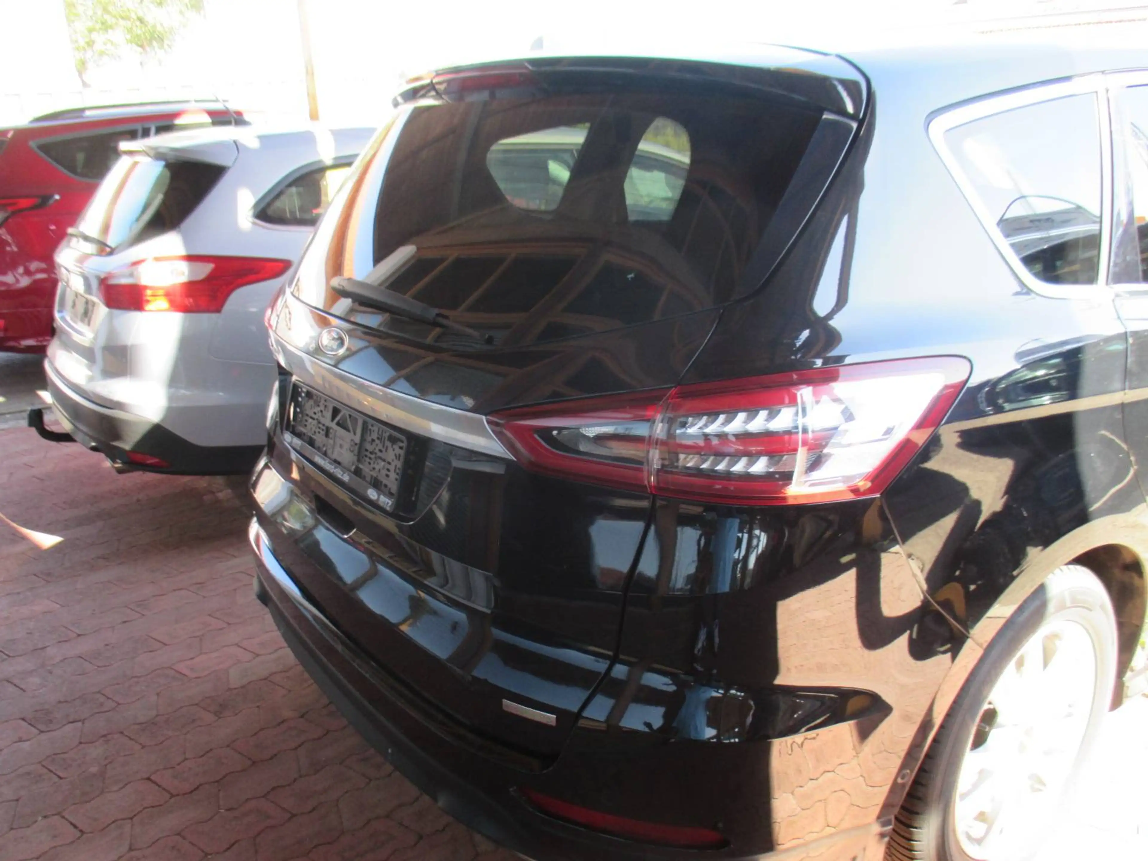Ford S-Max Titanium — photo 4