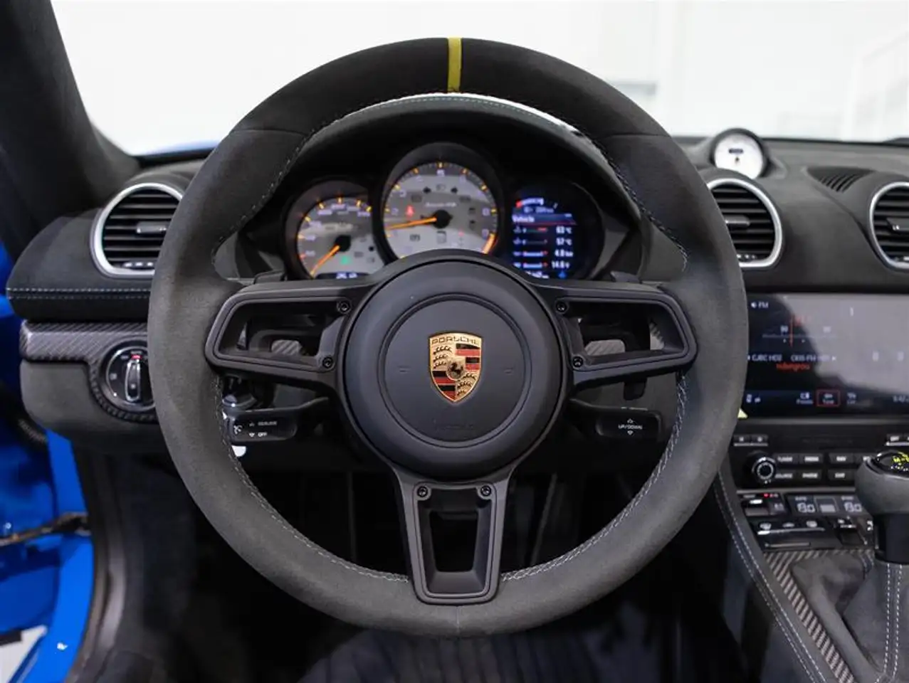 Porsche 718 Spyder снимка Porsche 718 Spyder