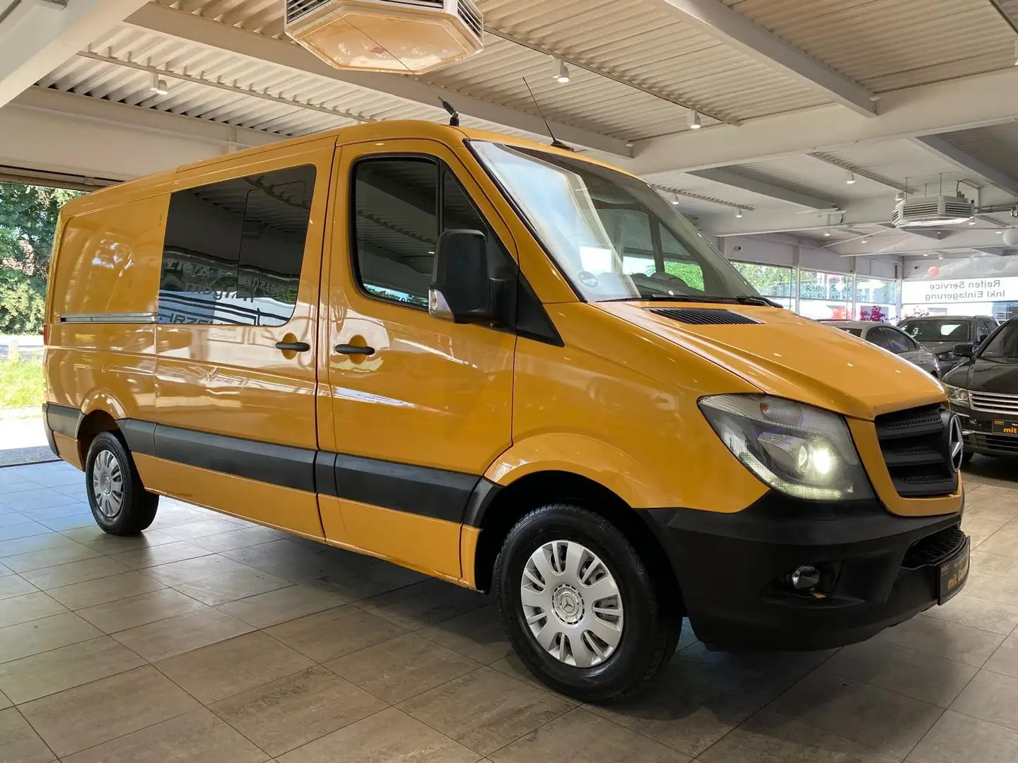 Mercedes-Benz Sprinter 216 CDI Lang*Wohnmobil*Bett+Tisch žuta - 1