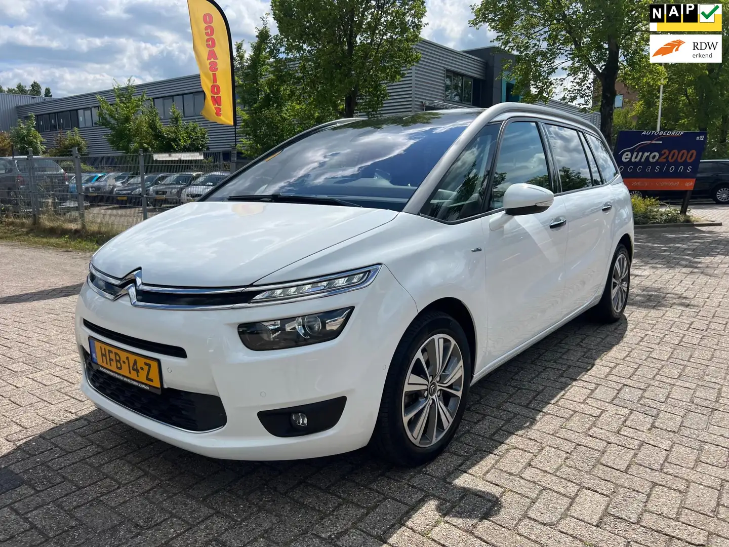 Citroen Grand C4 Picasso 1.6 e-THP Exclusive - 7 zits Wit - 1
