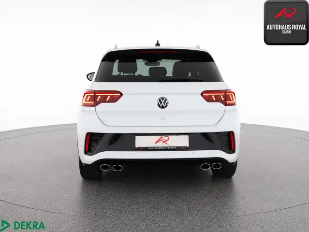 Volkswagen T-Roc view 4