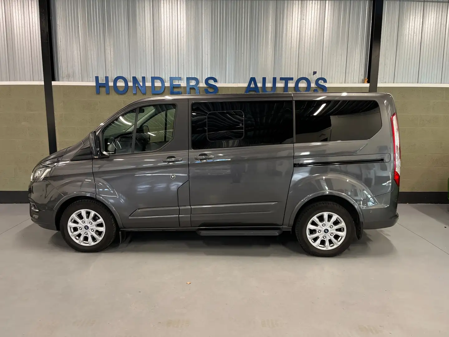 Ford Transit Custom Tourneo 320 2.0 TDCI L1H1 MHEV I TITANIUM I 8 PERS Grijs - 2