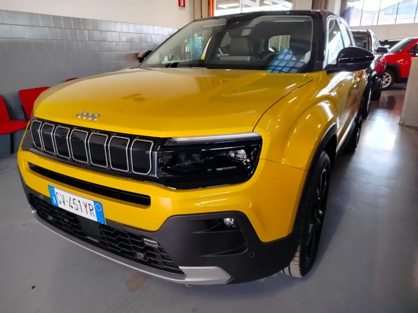 Jeep Avenger 1.2 Turbo 100 CV MHEV Summit Giallo - 2