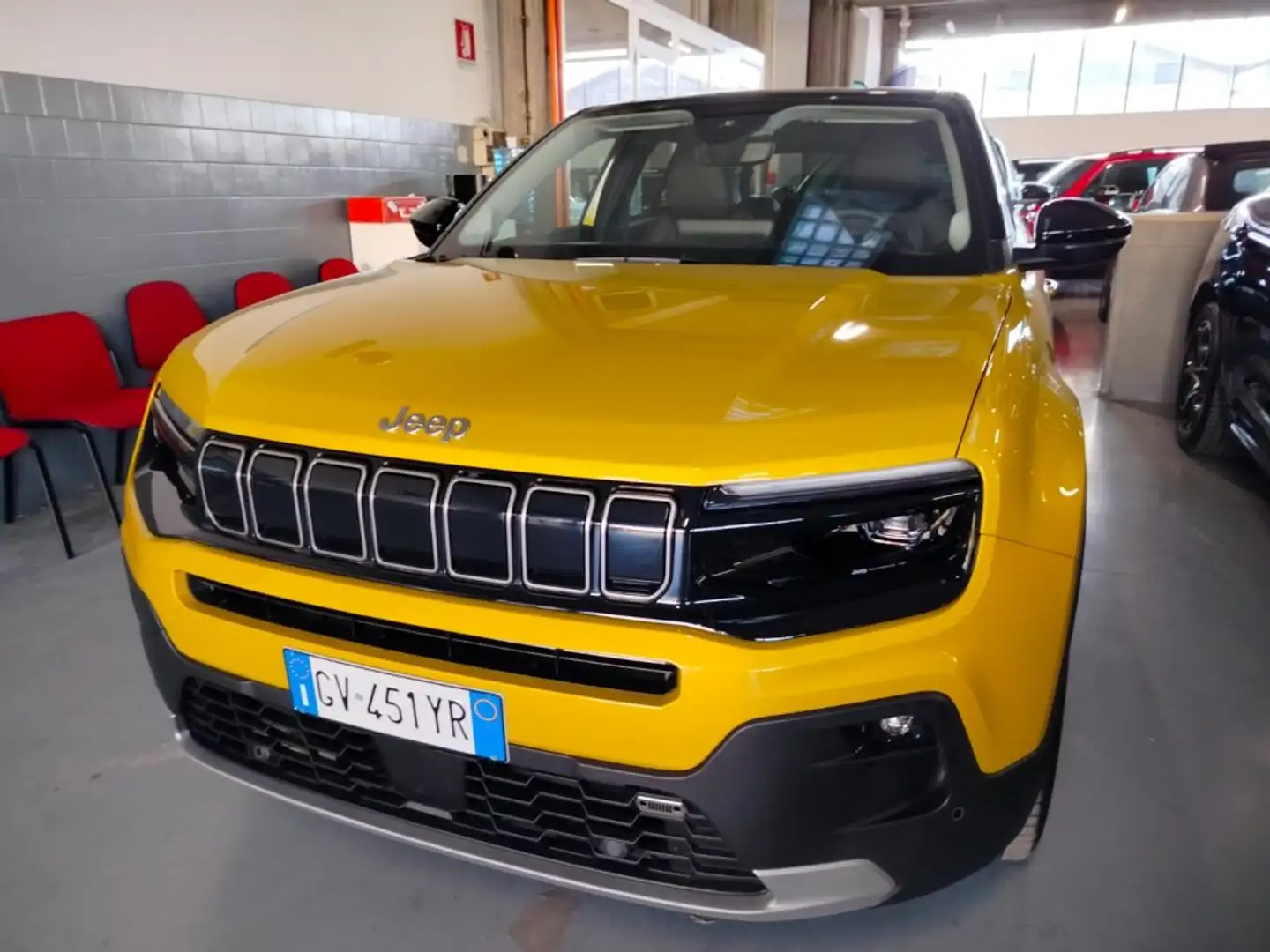 Jeep Avenger 1.2 Turbo 100 CV MHEV Summit Giallo - 1