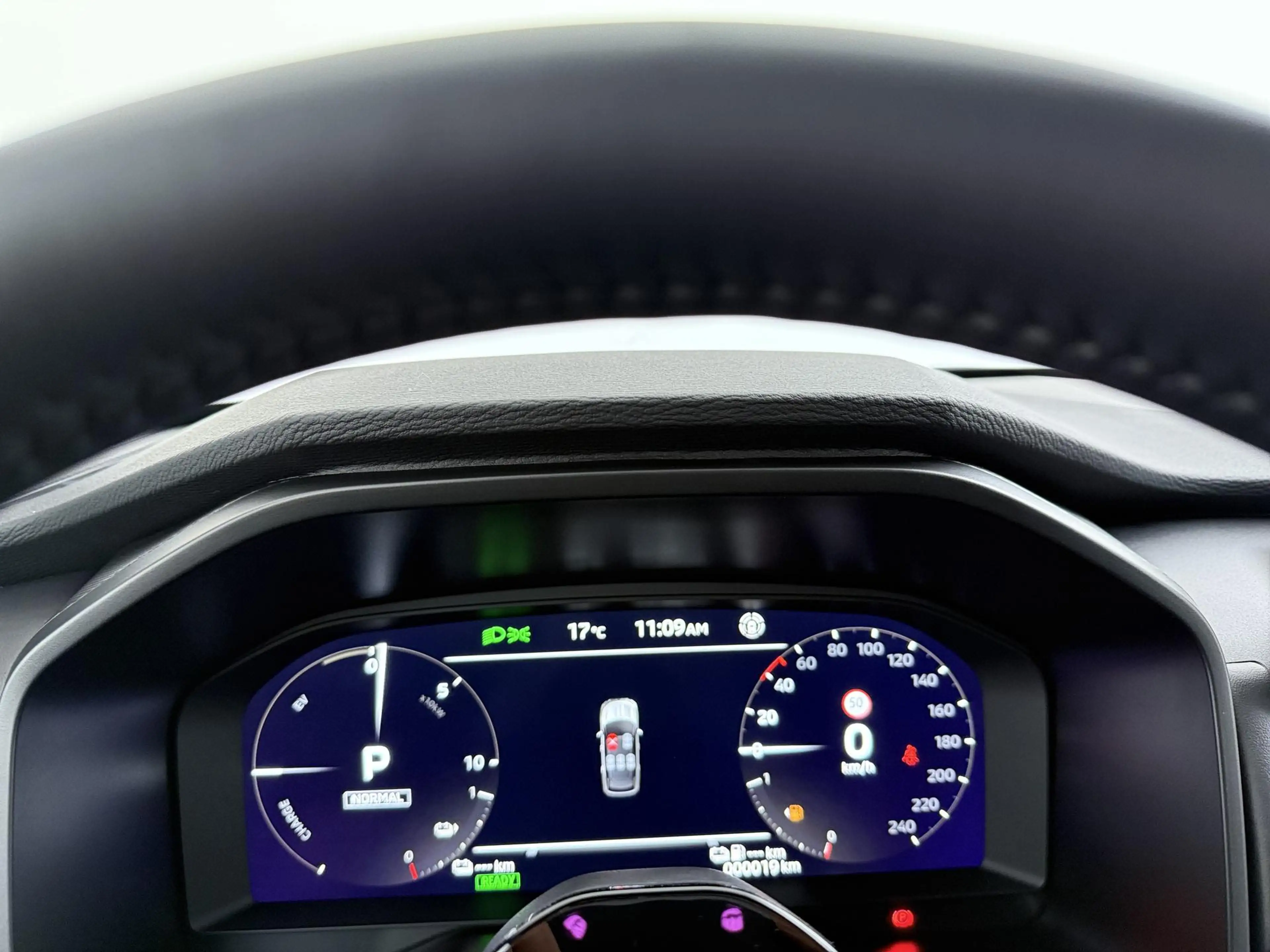 Mitsubishi Outlander 2.4 PHEV Business Edition 20-inch Diamond-Cut lich — photo 10