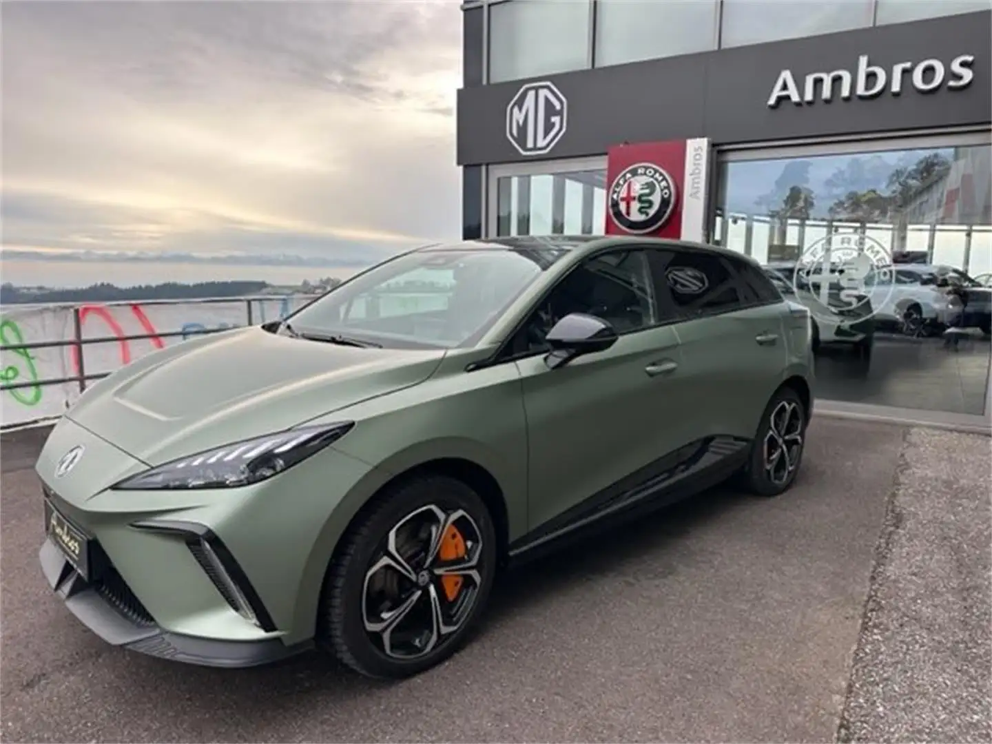 MG MG4 XPOWER 64kWh Groen - 1
