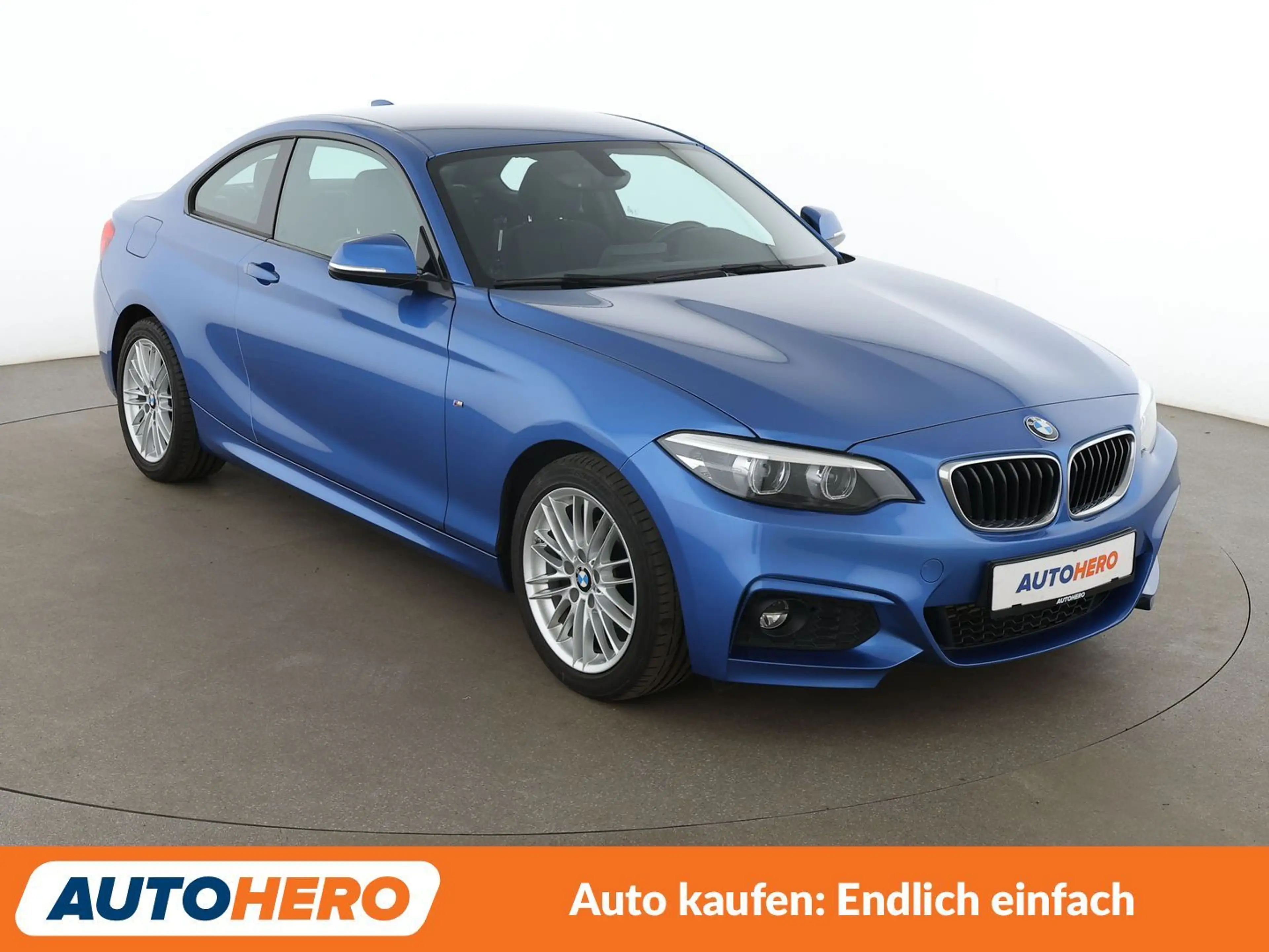 BMW 218 218d M Sport — photo 8