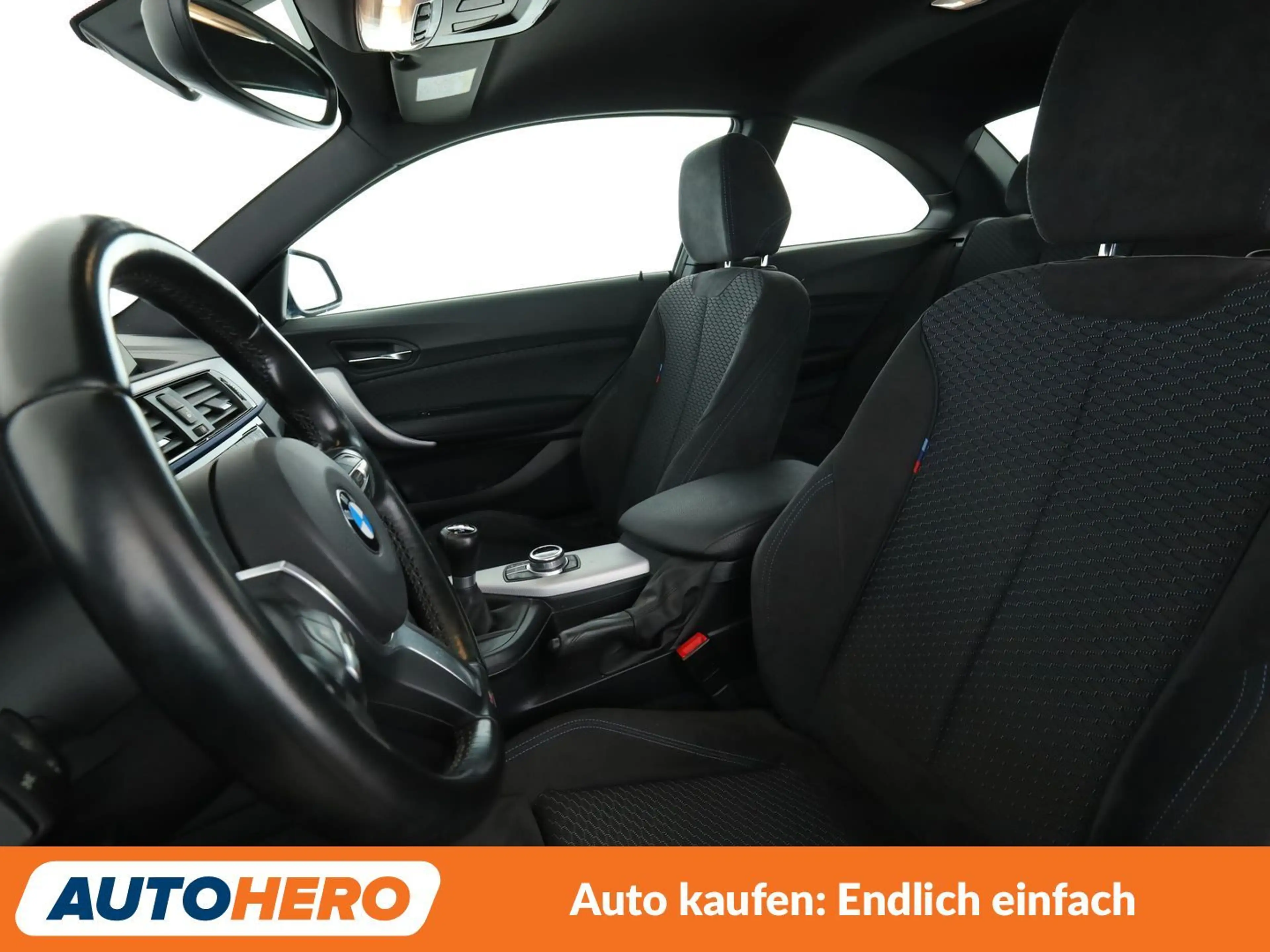 BMW 218 218d M Sport — photo 10