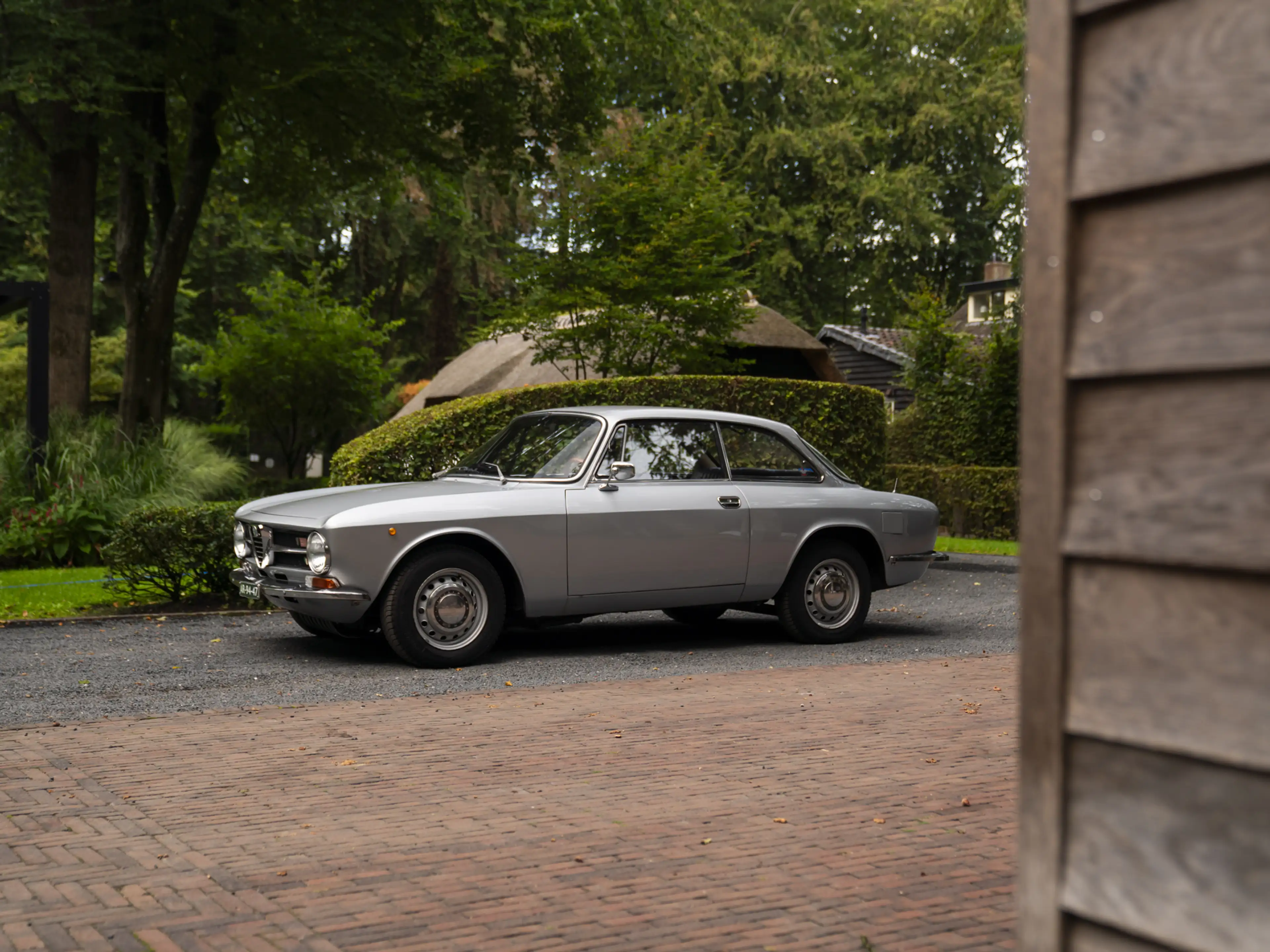 Alfa Romeo GT 1300 Junior — photo 18