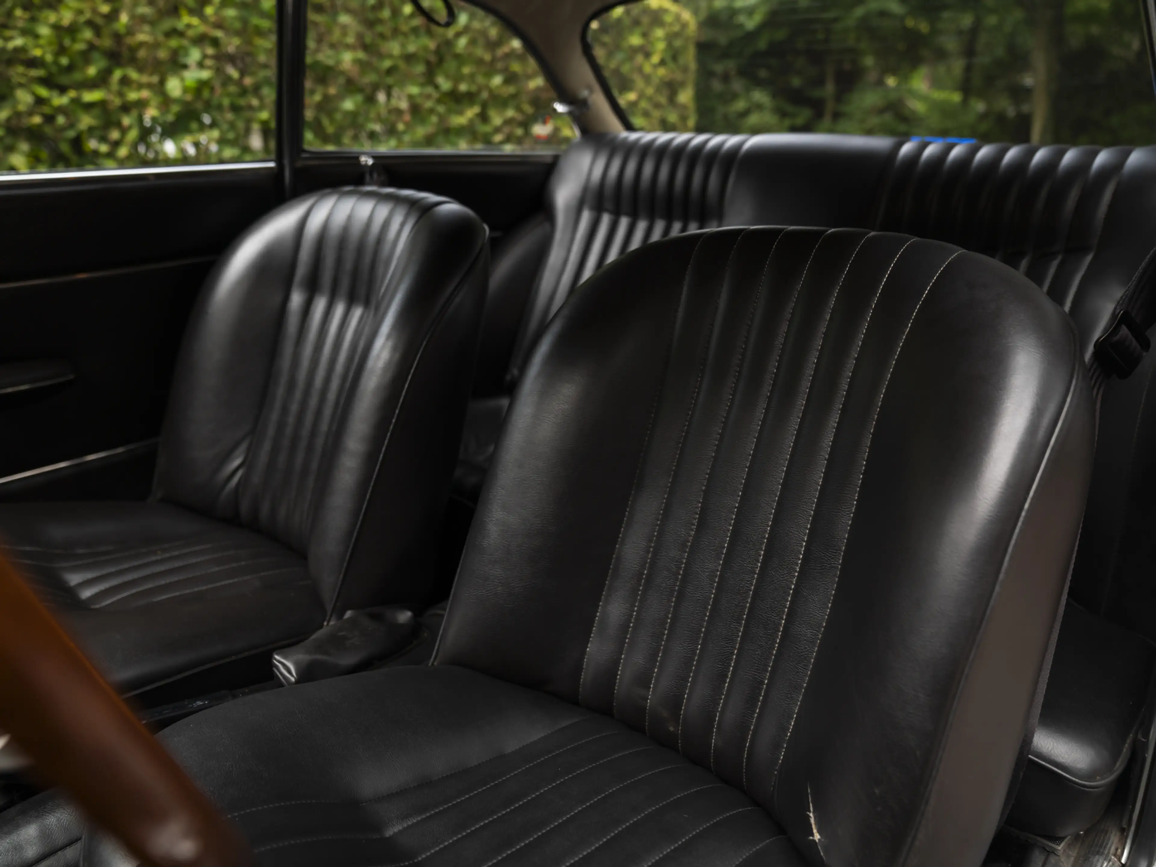 Alfa Romeo GT 1300 Junior — photo 9